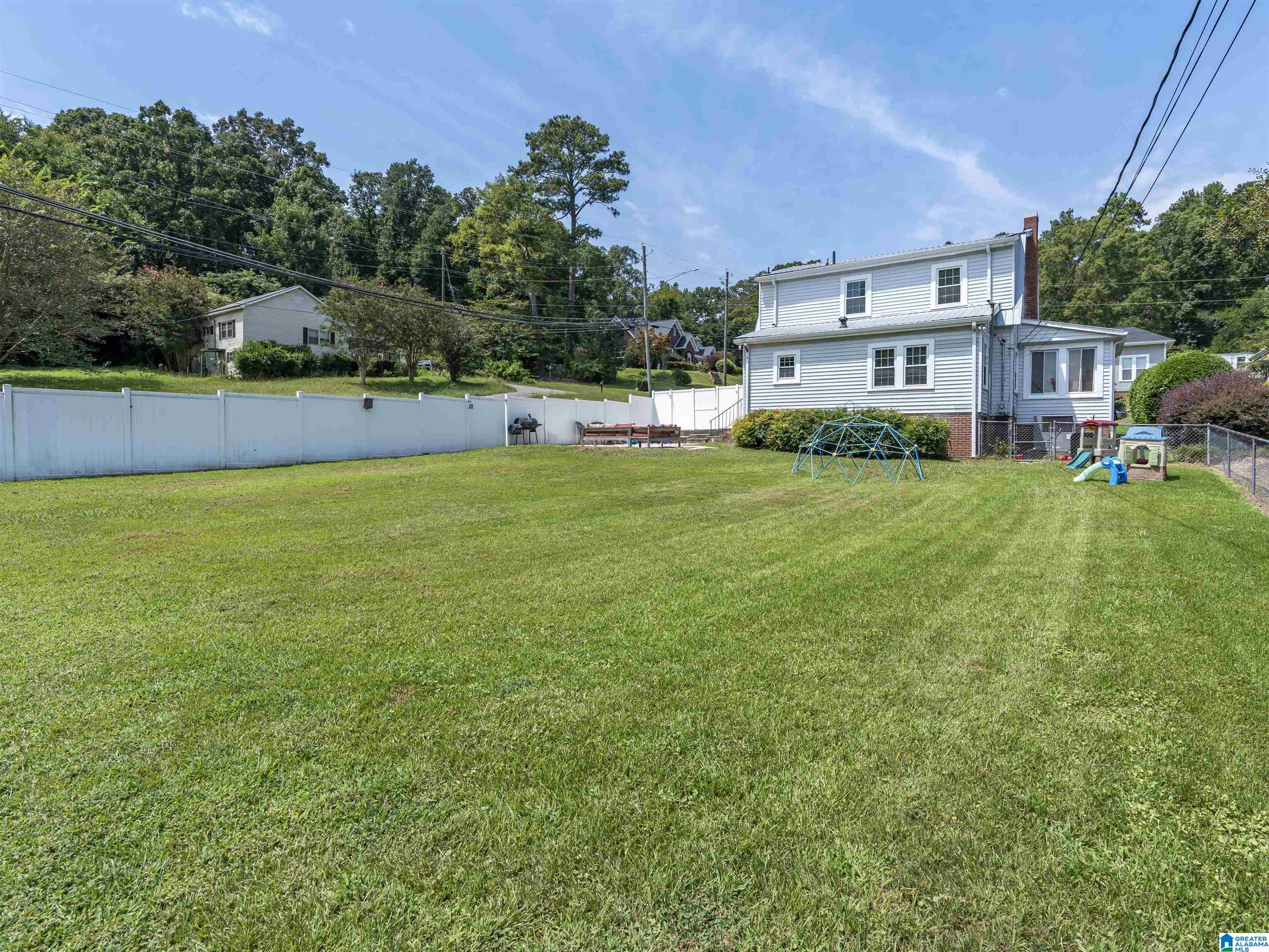 Photo 2 of Single family home for sale at 1700 3rd Avenue N, Pell City, AL 35125 | MLS# 21463301 | Listing updated on 2026-09-17