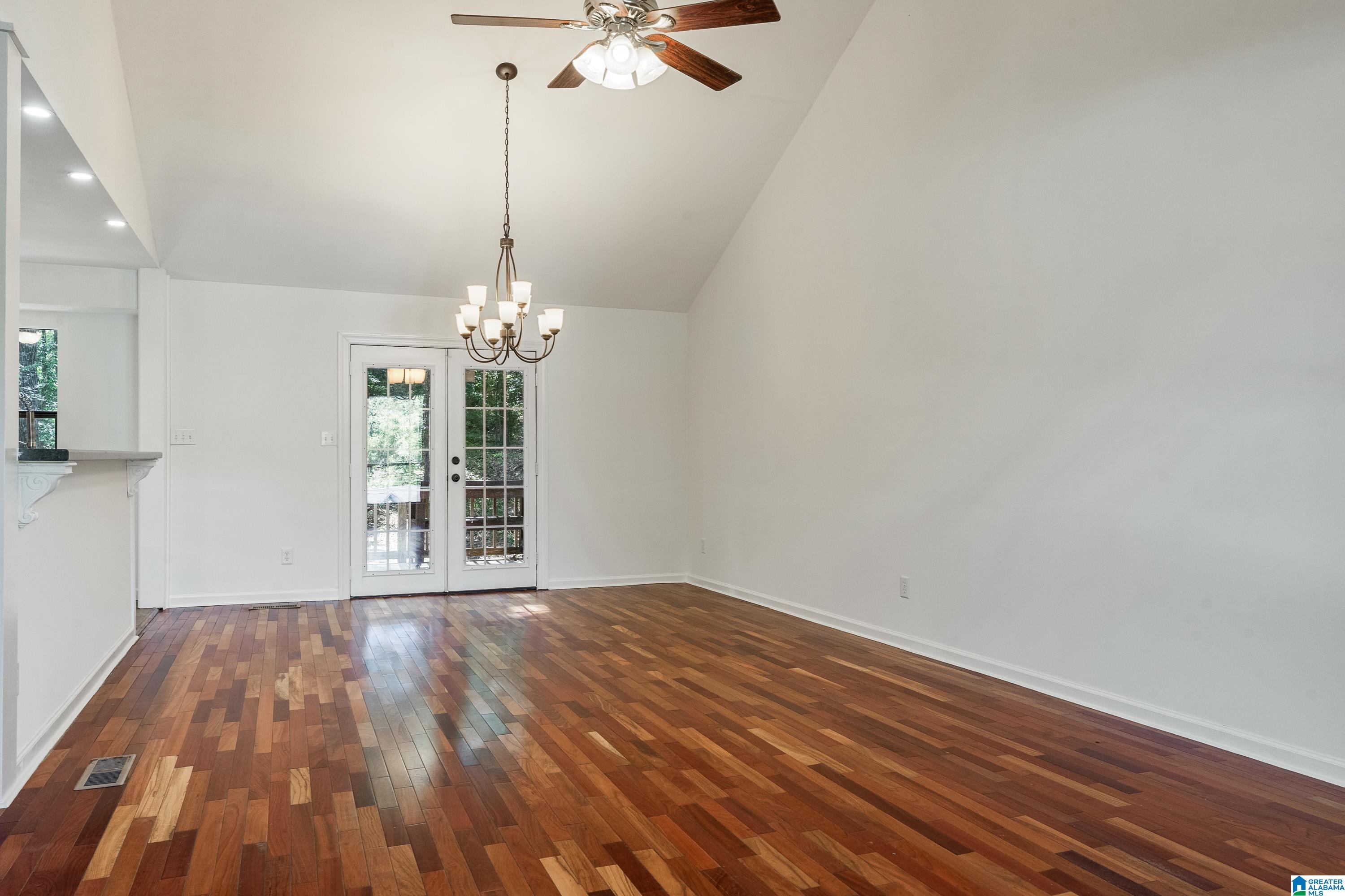 4th image of 135 Top O Tree Lane, Hoover, AL 35244 | MLS# 21463305