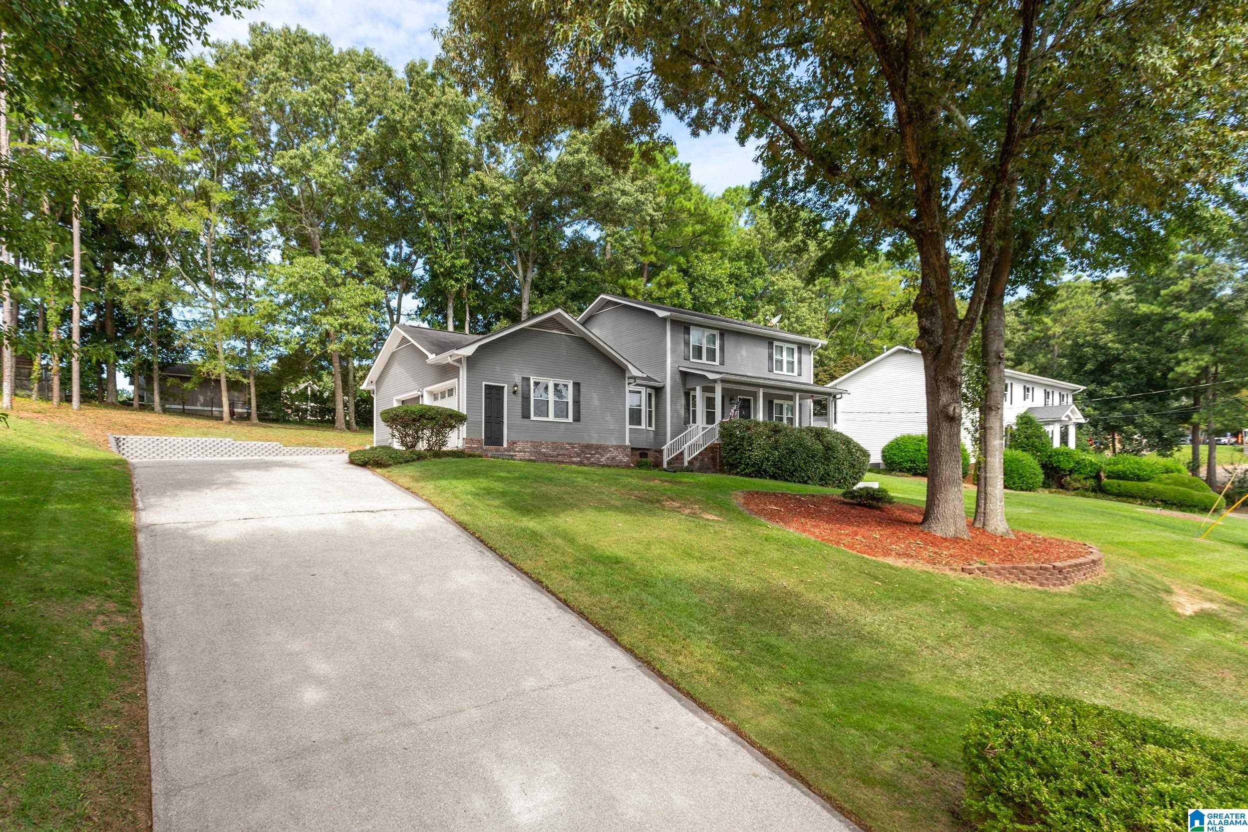 2nd image of 801 Lynell Court, Oxford, AL 36203 | MLS# 21463308
