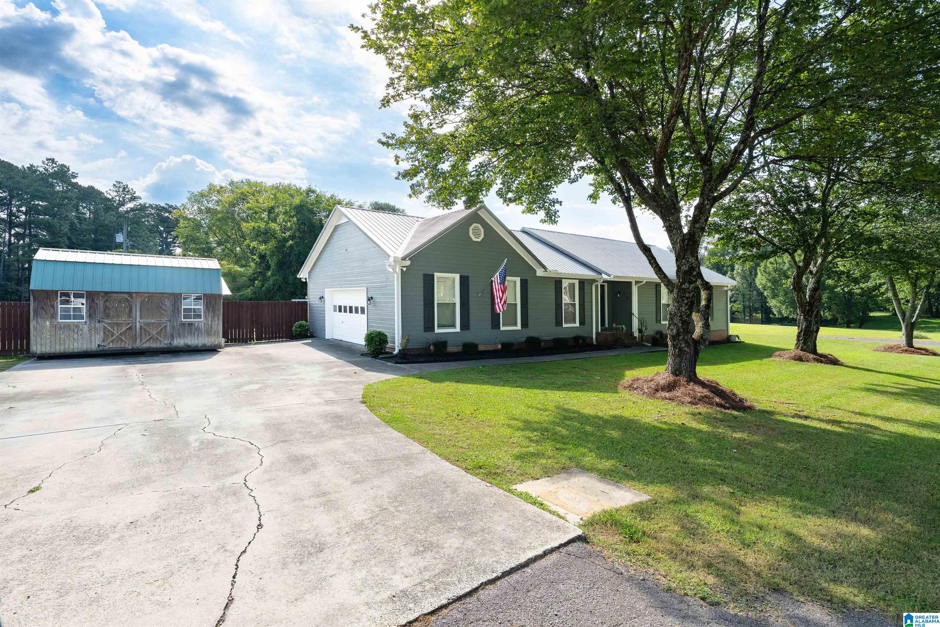 3rd image of 414 Hickory Dr, Gardendale, AL 35071 | MLS# 21463315
