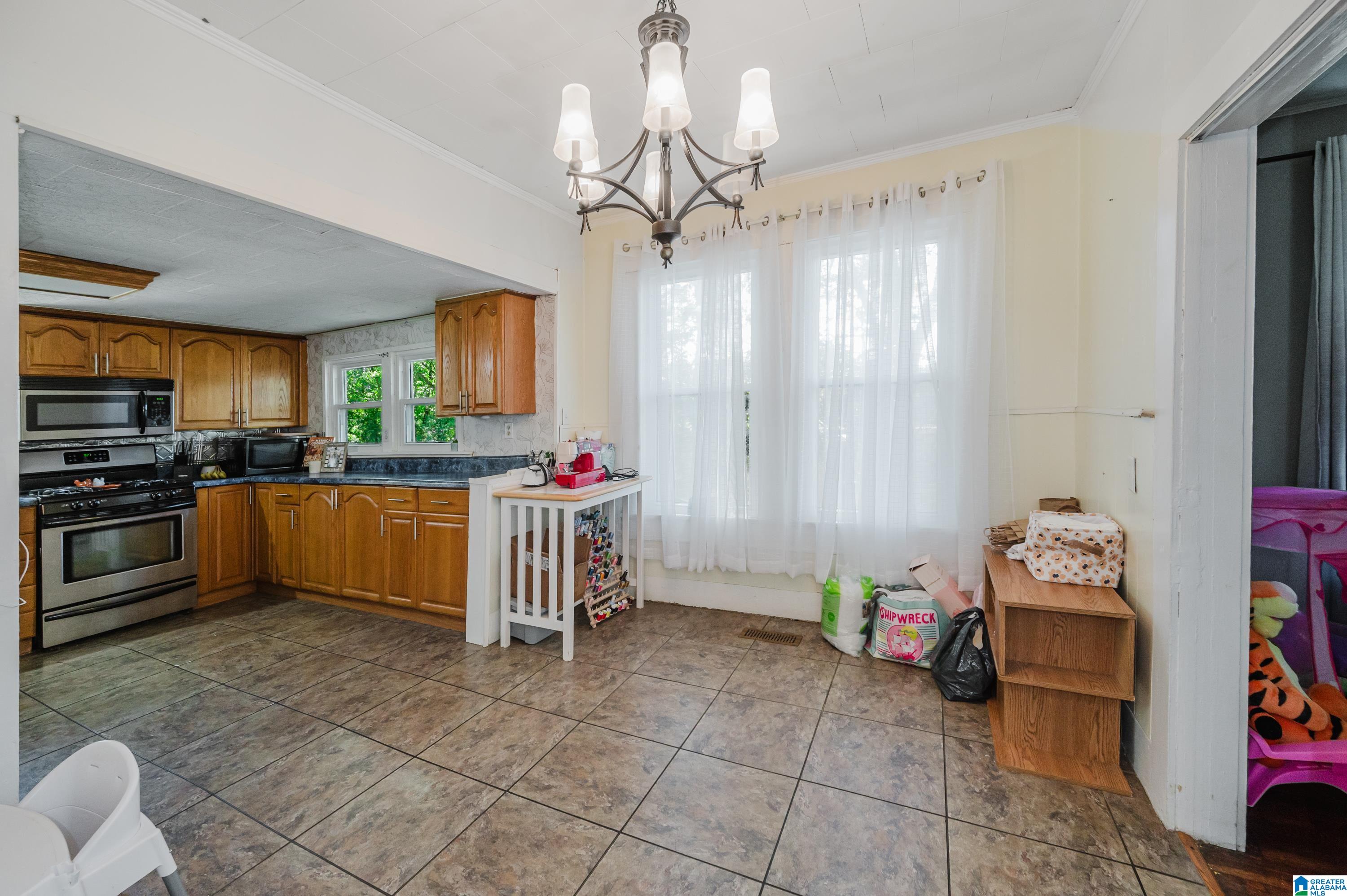 5th image of 242 Florida Street, West Blocton, AL 35184 | MLS# 21463321