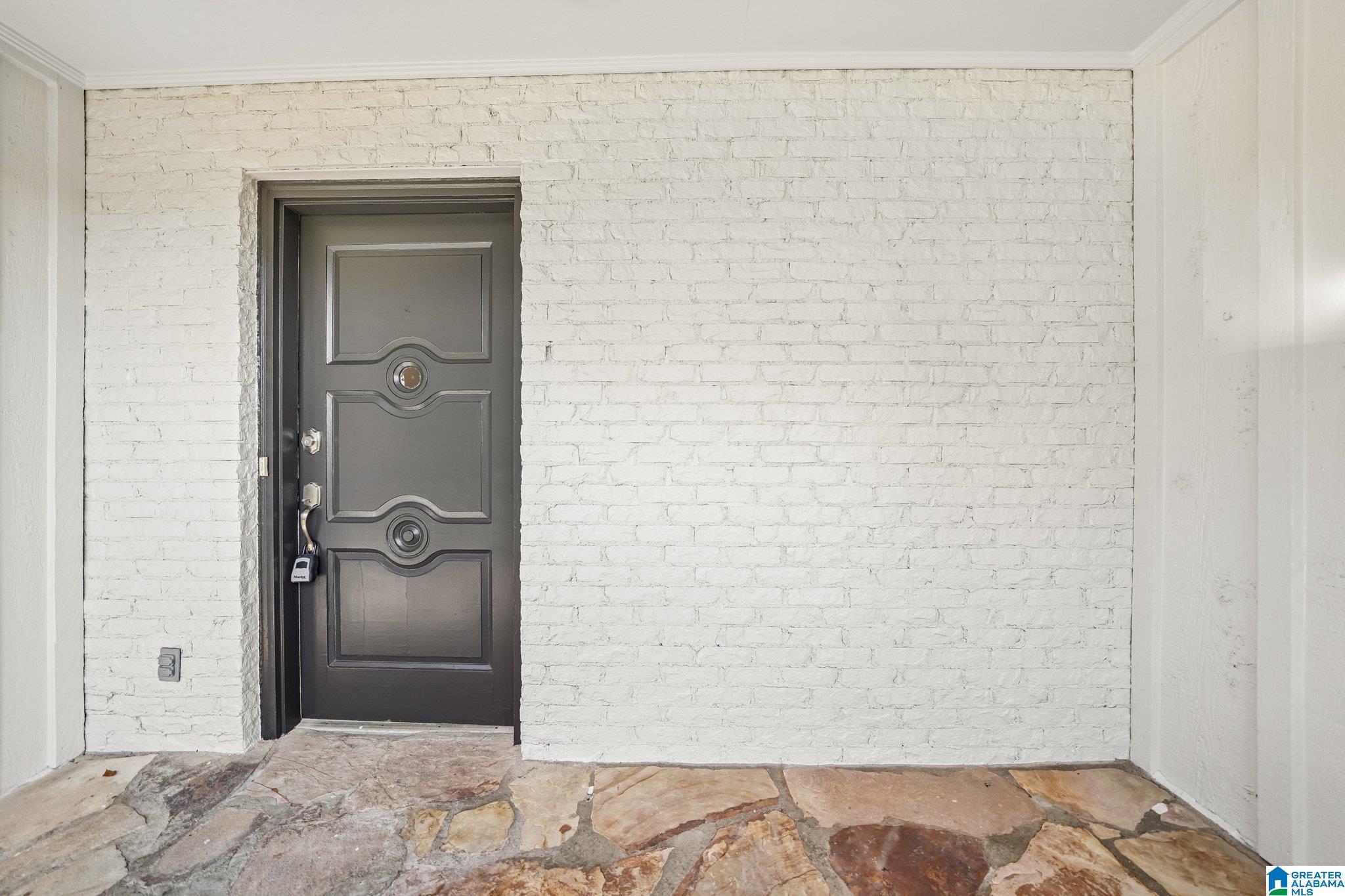2nd image of 1624 Linda Vista Lane, Vestavia Hills, AL 35226 | MLS# 21463326