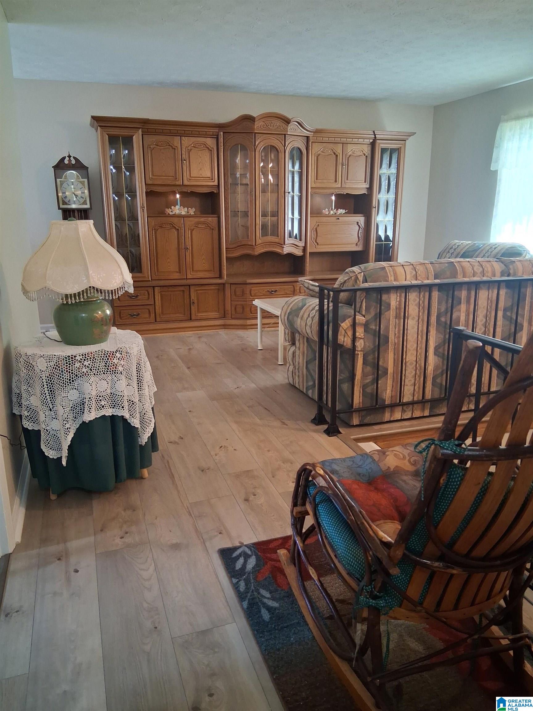 2nd image of 1306 Pointer Dr Sw, Jacksonville, AL 36265 | MLS# 21463328