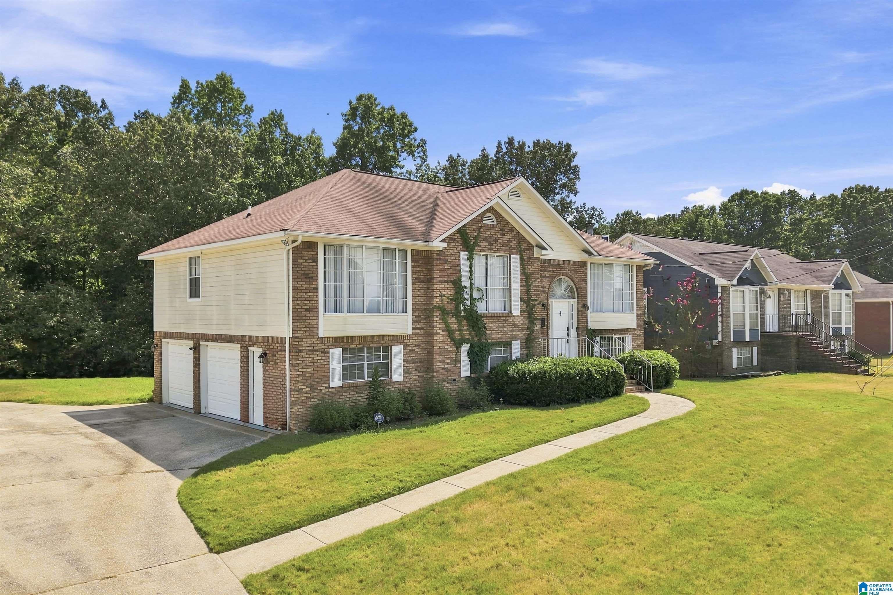 2nd image of 1408 Smithfield Forest Circle, Pleasant Grove, AL 35127 | MLS# 21463329