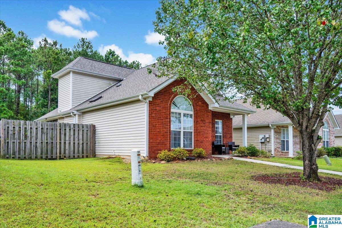 3rd image of 1228 Village Trail, Calera, AL 35040 | MLS# 21463348