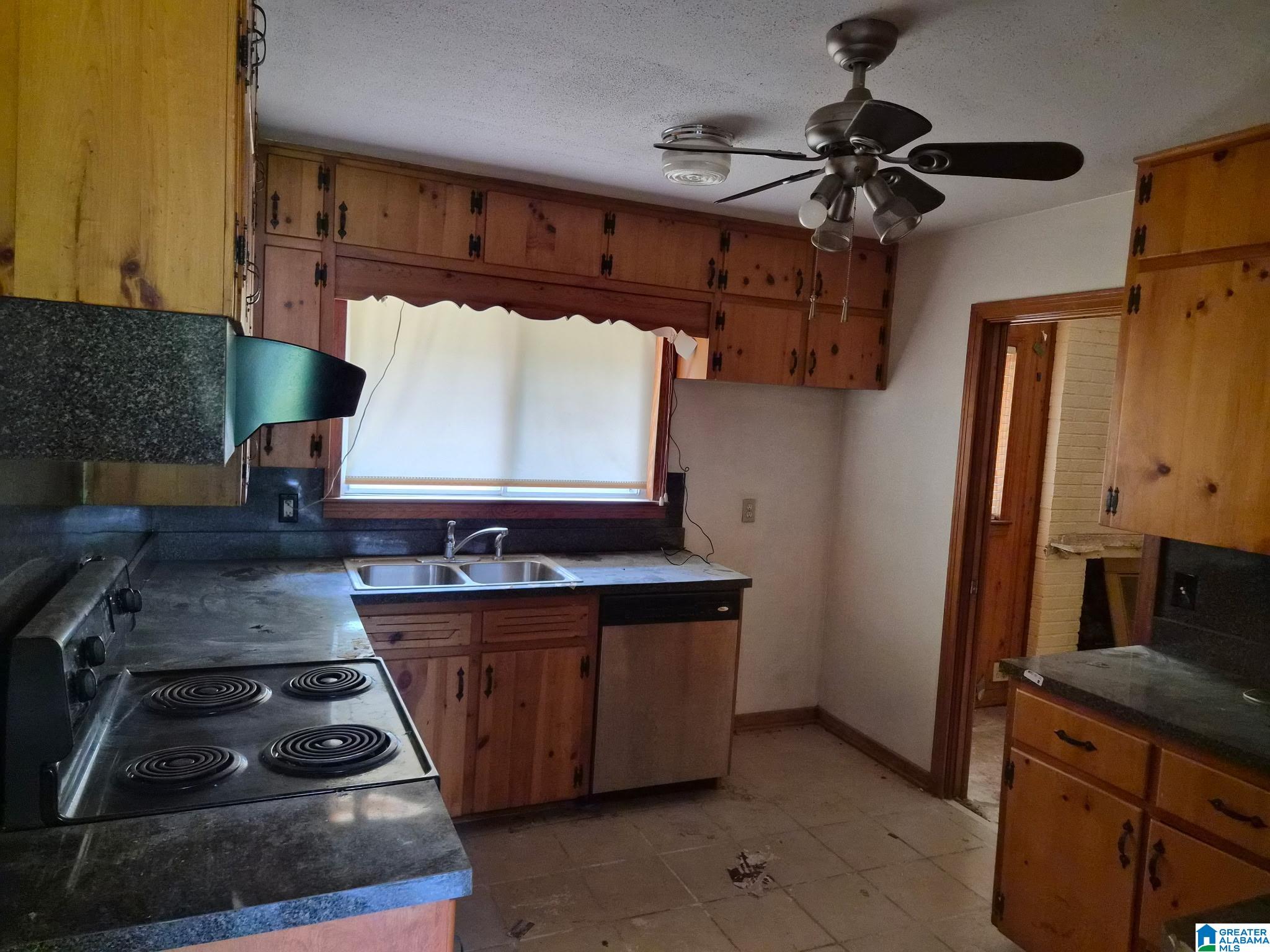 5th image of 8949 Glendale Dr, Birmingham, AL 35206 | MLS# 21463356