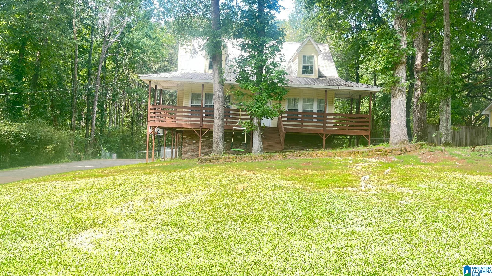 1st image of 210 Crawford Dr, Springville, AL 35146 | MLS# 21463358