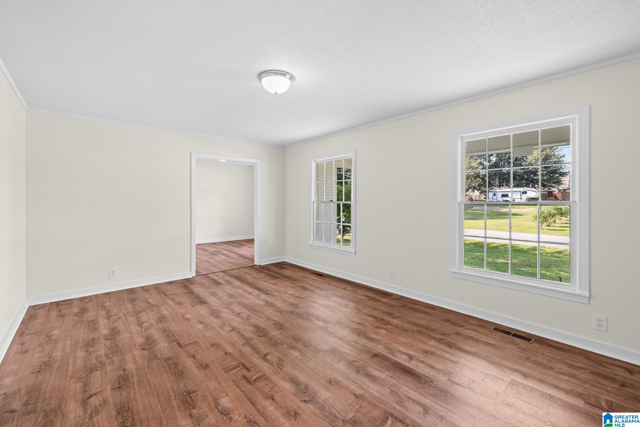4th image of 215 Redmayne Road, Gardendale, AL 35071 | MLS# 21463362
