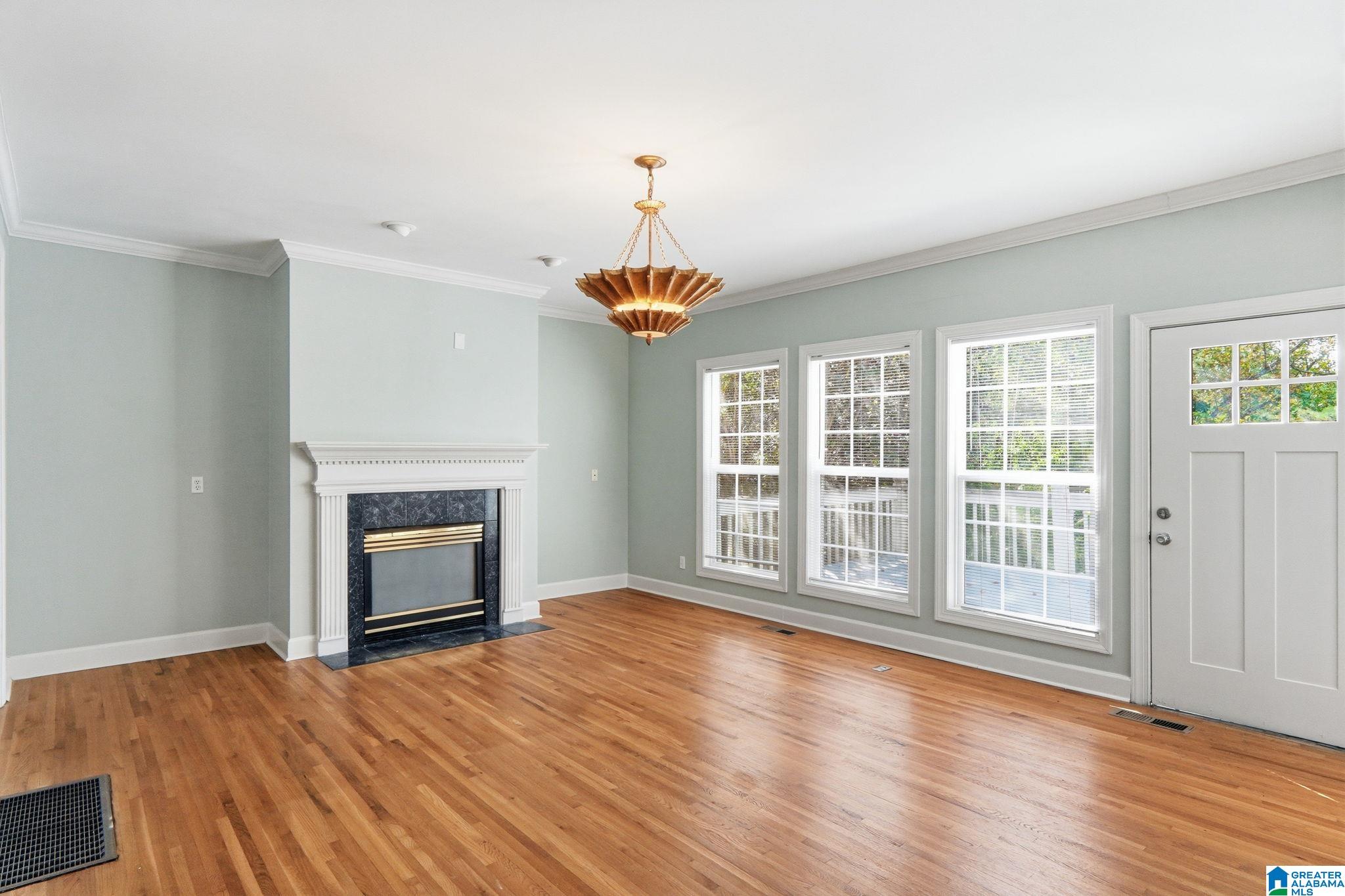 4th image of 1707 Southpointe Dr, Hoover, AL 35244 | MLS# 21463389