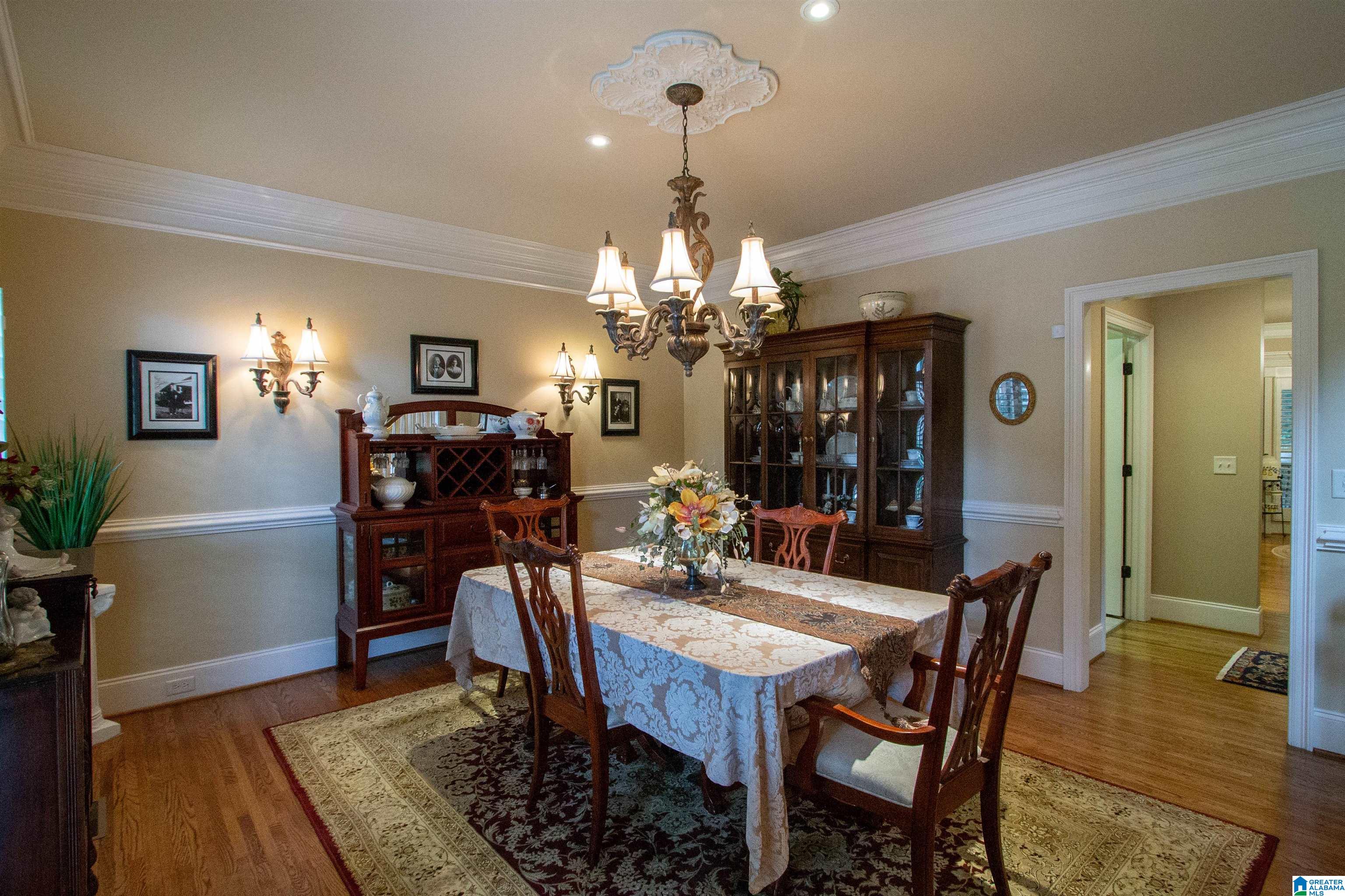 4th image of 990 Cobble Creek Dr, Hoover, AL 35226 | MLS# 21463432