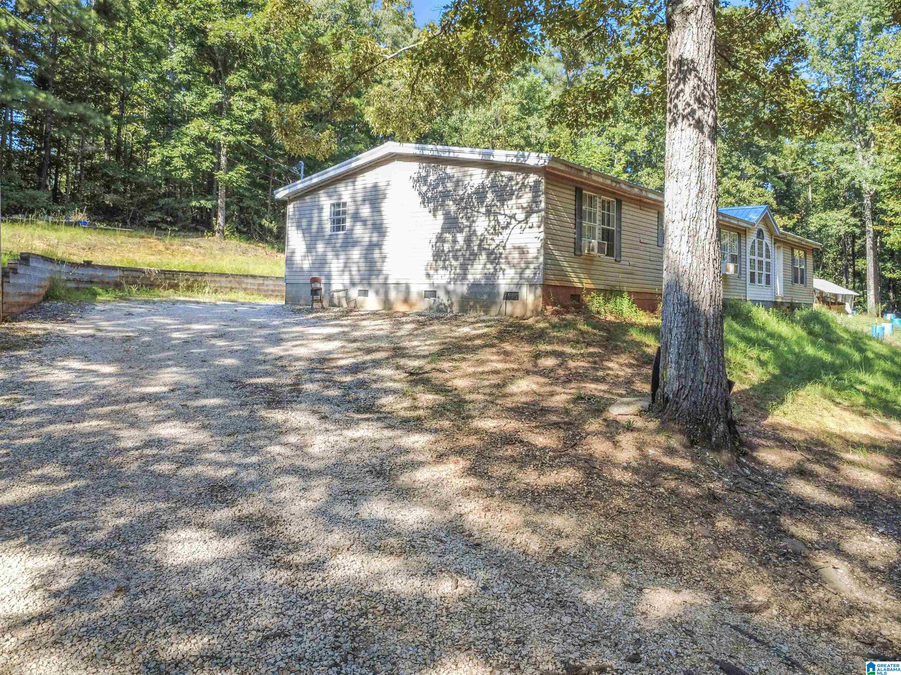 2nd image of 95 Lake Tate Road, Sylacauga, AL 35151 | MLS# 21463445