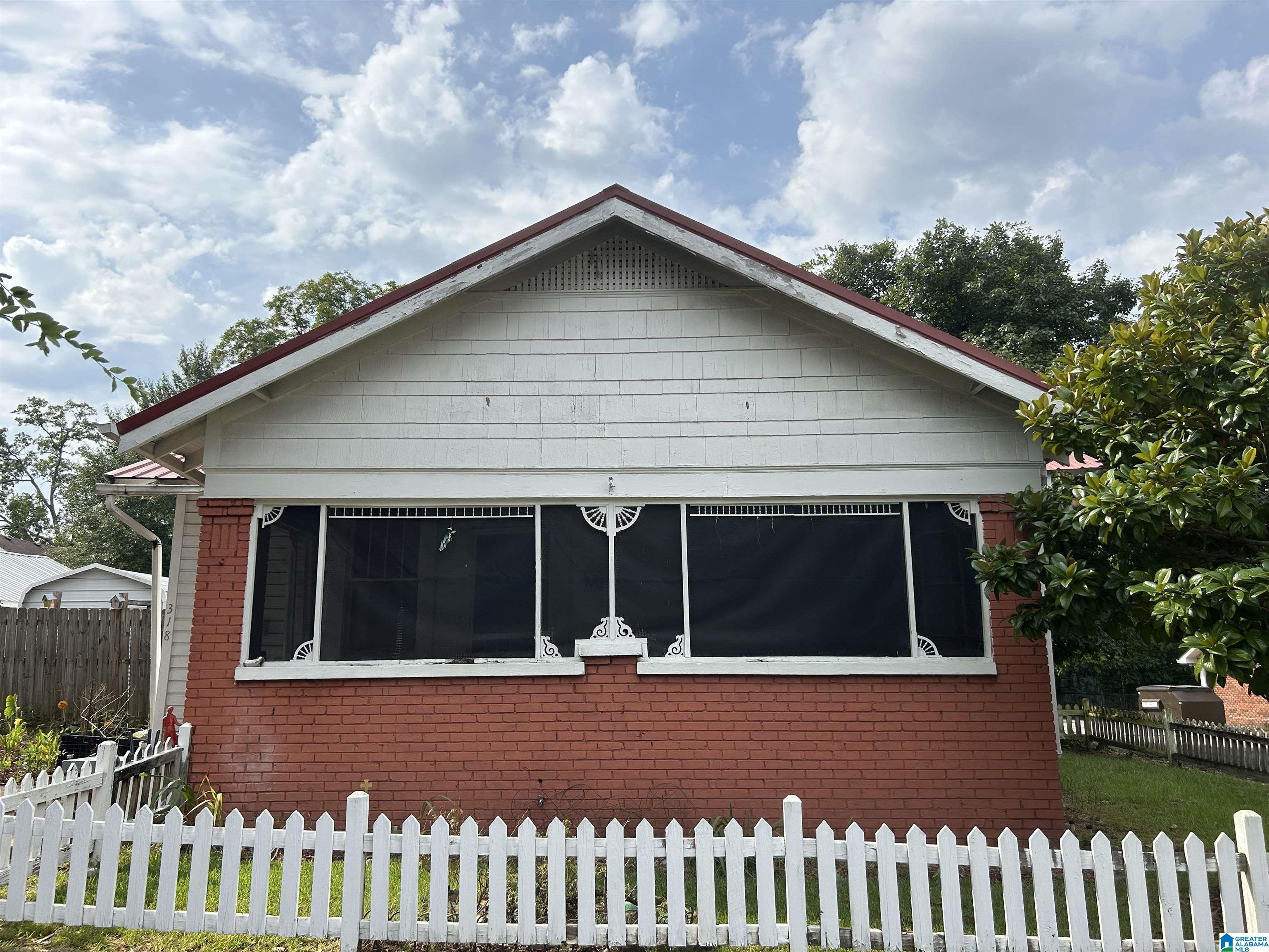 3rd image of 318 E 16Th Street, Anniston, AL 36207 | MLS# 21463454