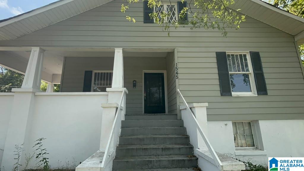 Single family home for sale at 1545 29Th Street, BIRMINGHAM, AL 35208 | MLS# 21463470