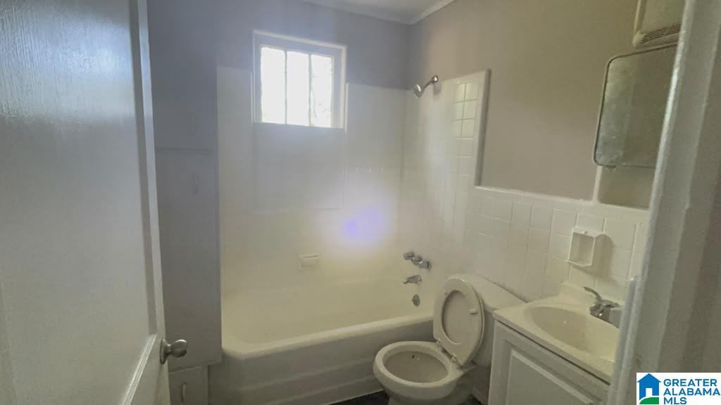 3rd image of 1545 29Th Street, Birmingham, AL 35208 | MLS# 21463470