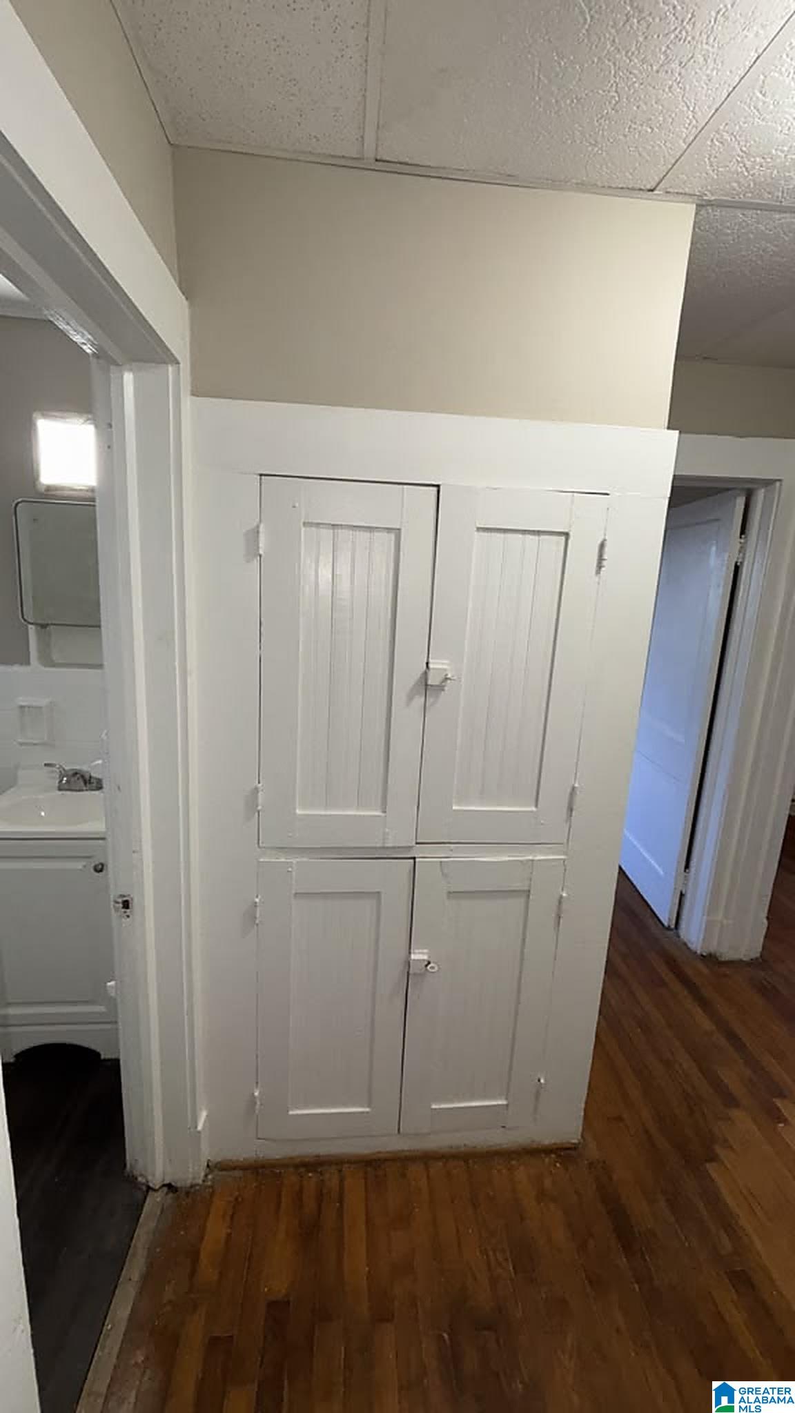 Photo 3 of Single family home for sale at 1545 29th Street, Birmingham, AL 35208 | MLS# 21463470 | Listing updated on 2026-10-20