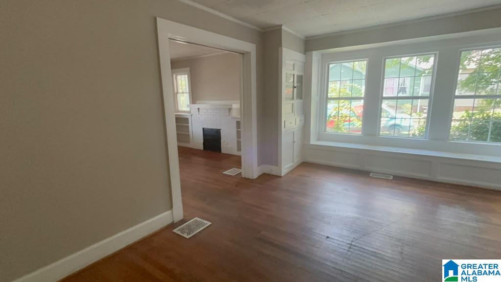 Photo 3 of Single family home for sale at 1545 29Th Street, Birmingham, AL 35208 | MLS# 21463470 | Listing updated on 2026-10-20