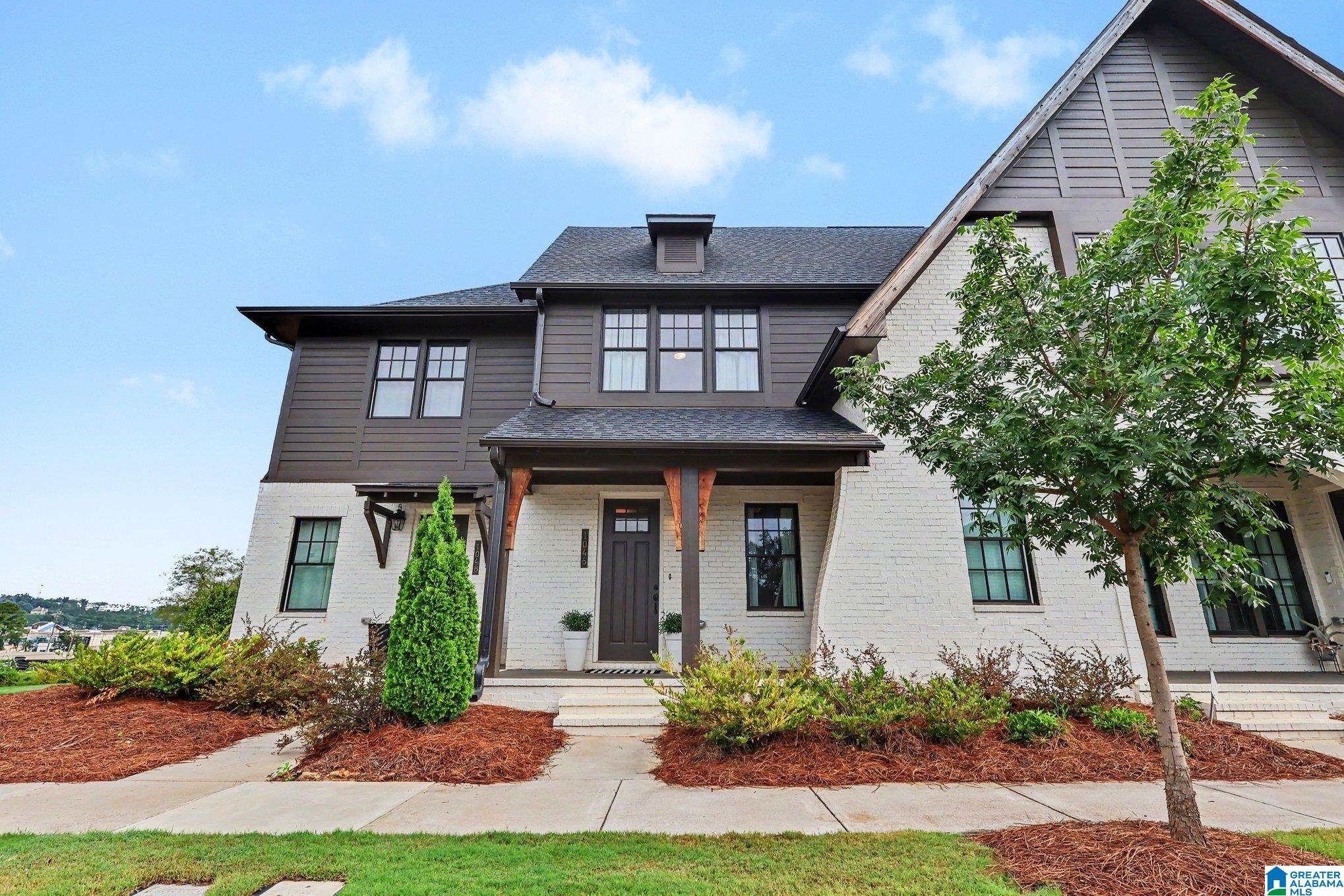 2nd image of 1046 Windsor Dr, Hoover, AL 35242 | MLS# 21463478