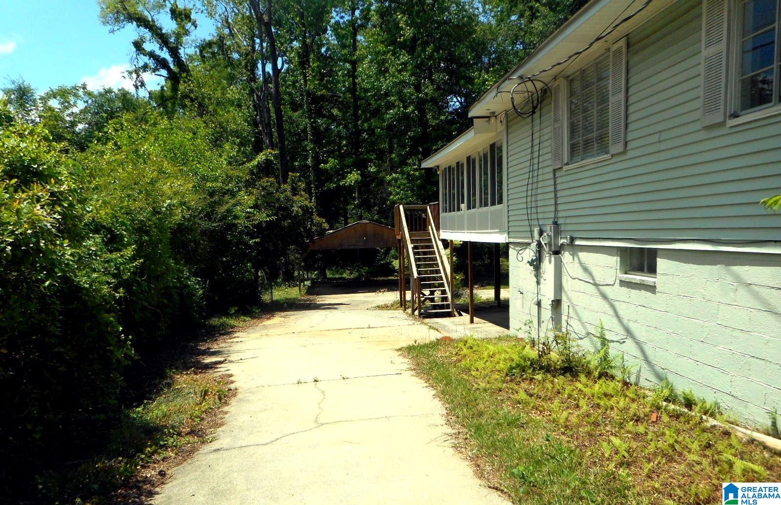 Photo 2 of Single family home for sale at 110 Cedar Lane, Hueytown, AL 35023 | MLS# 21463491 | Listing updated on 2026-08-29