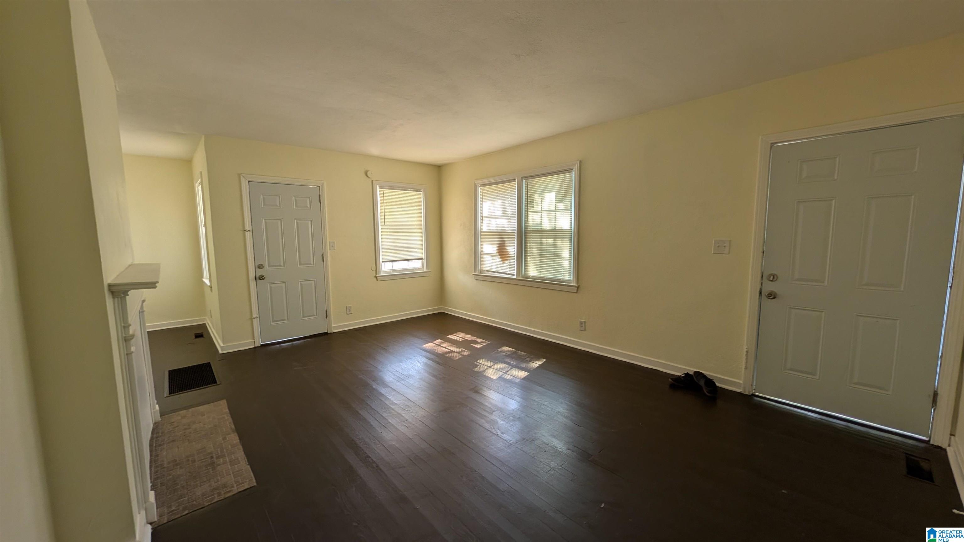 Photo 3 of Single family home for sale at 336 Mcpherson Avenue, Midfield, AL 35228 | MLS# 21463499 | Listing updated on 2026-09-10