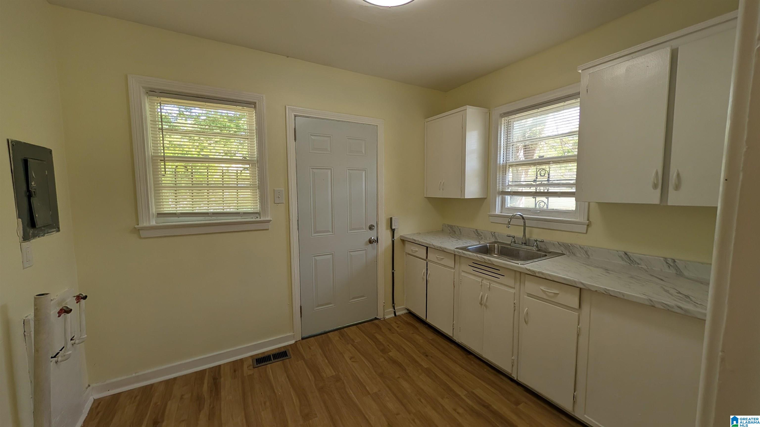 Photo 4 of Single family home for sale at 336 Mcpherson Avenue, Midfield, AL 35228 | MLS# 21463499 | Listing updated on 2026-09-10