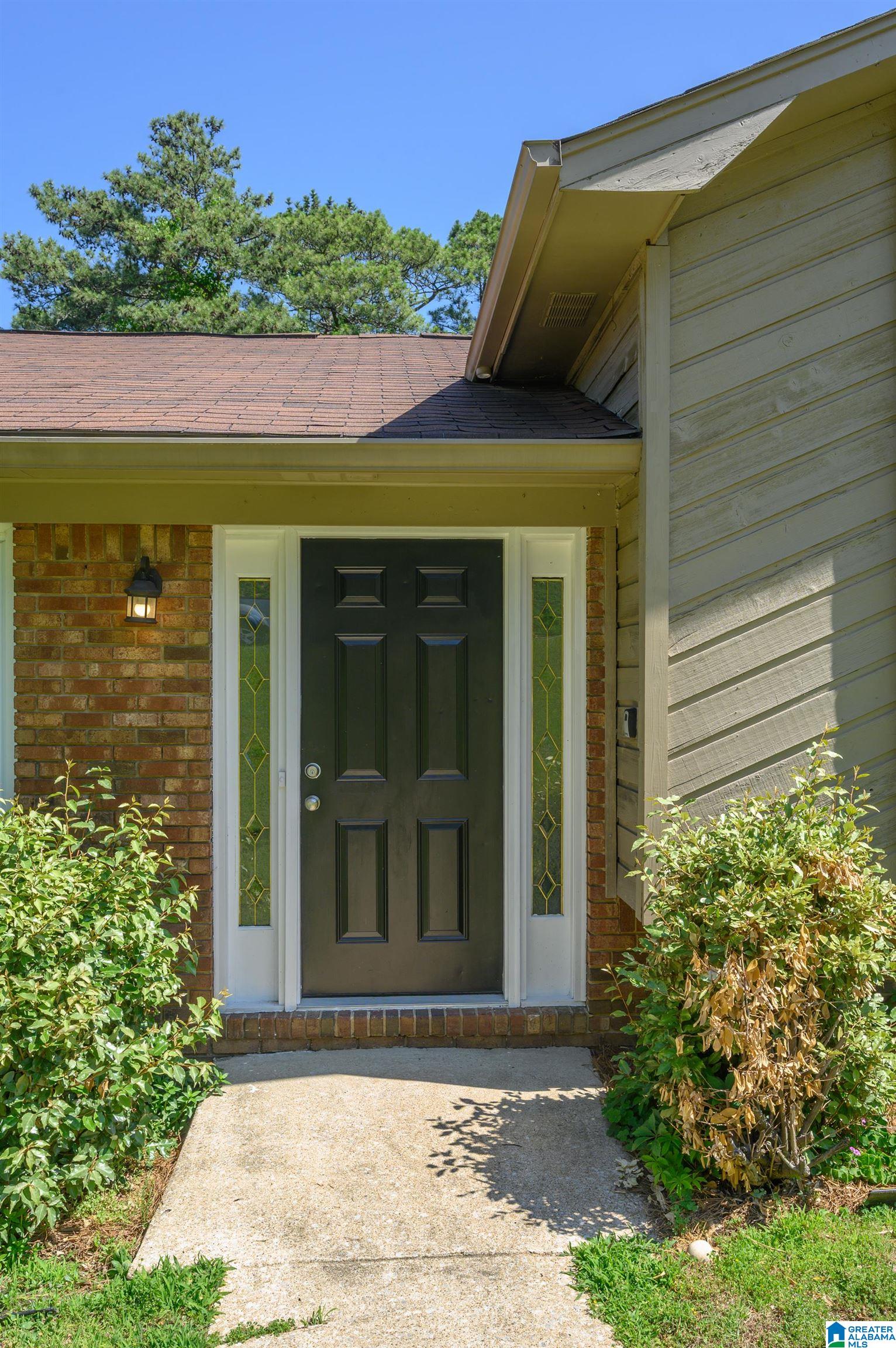 4th image of 8 Forest View Dr, Irondale, AL 35210 | MLS# 21463502