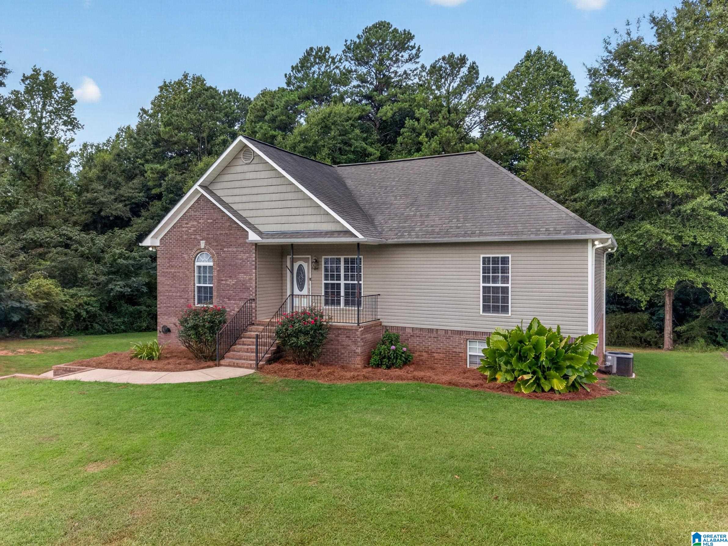 Photo 3 of Single family home for sale at 120 Trappers Way, Springville, AL 35146 | MLS# 21463514 | Listing updated on 2026-09-10