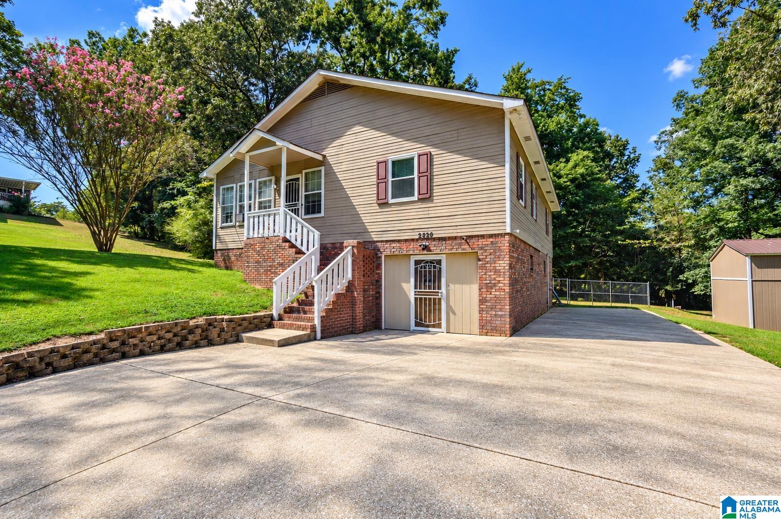 Photo 1 of Single family home for sale at 2528 Rhody Dr, Gardendale, AL 35071 | MLS# 21463527 | Listing updated on 2026-10-22