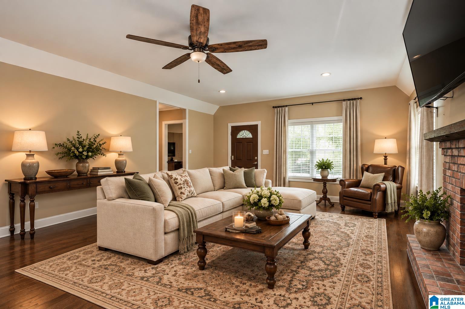 Photo 3 of Single family home for sale at 2528 Rhody Dr, Gardendale, AL 35071 | MLS# 21463527 | Listing updated on 2026-10-22