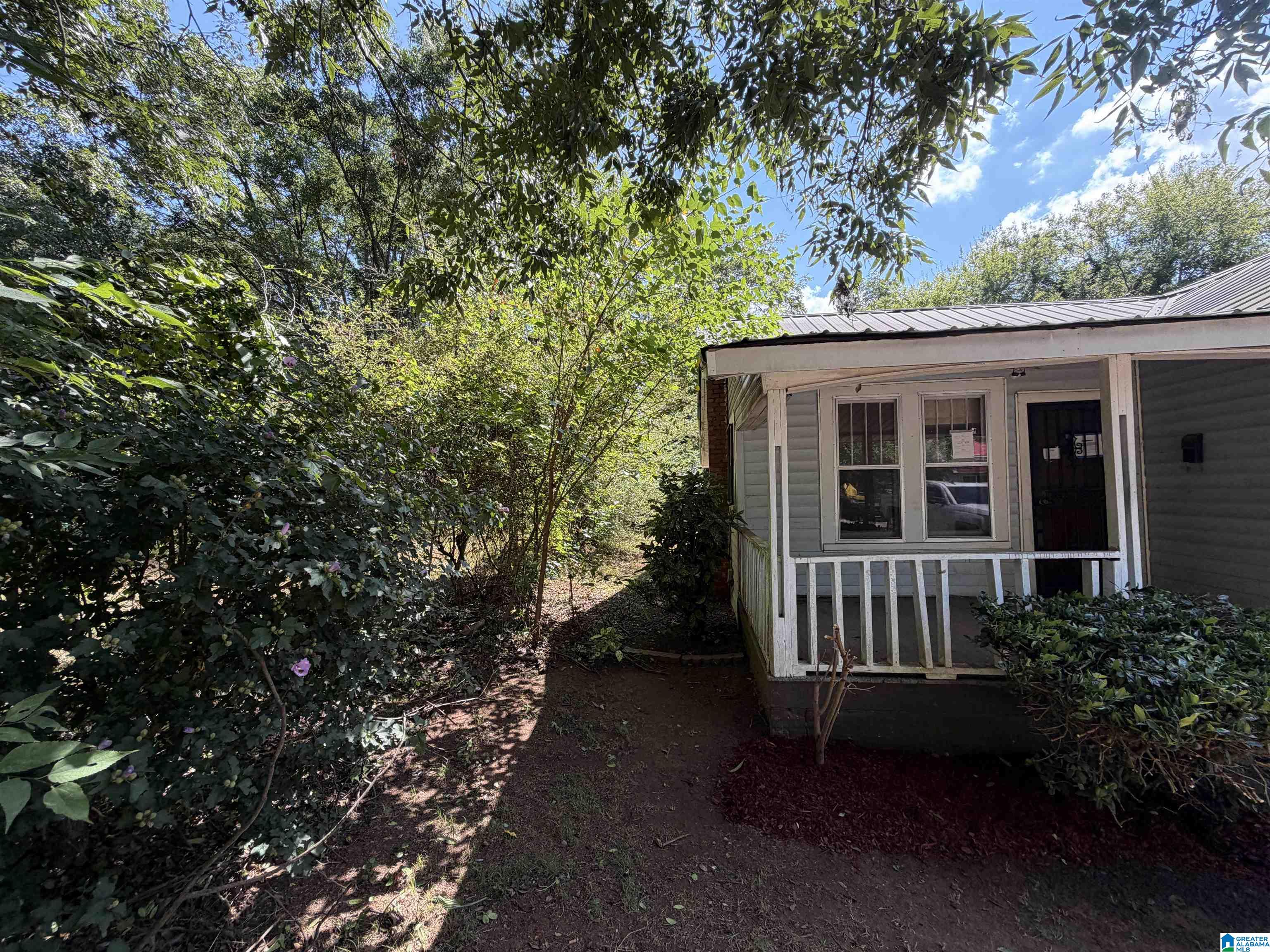 3rd image of 207 Griffin Avenue, Bessemer, AL 35020 | MLS# 21463530