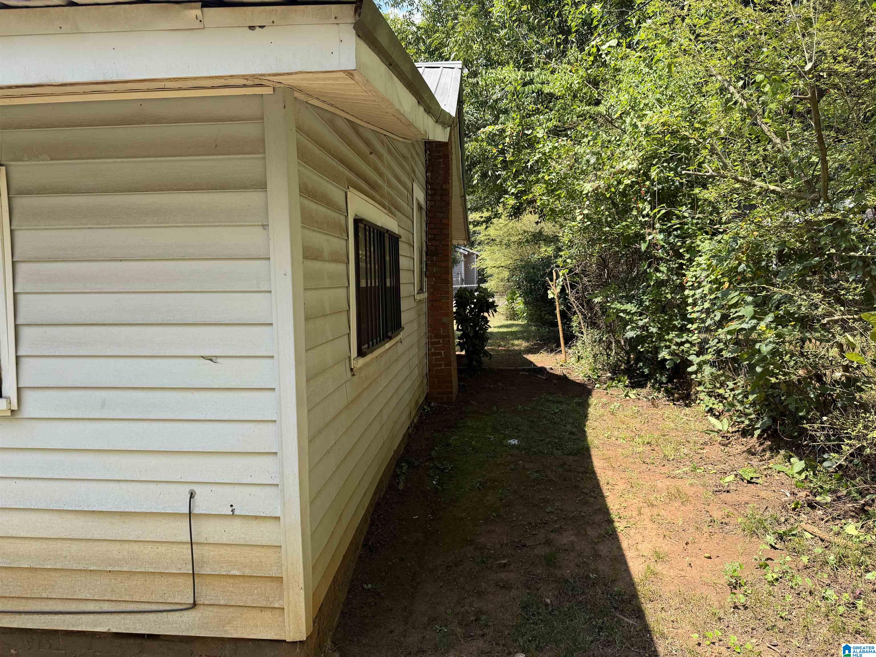 5th image of 207 Griffin Avenue, Bessemer, AL 35020 | MLS# 21463530