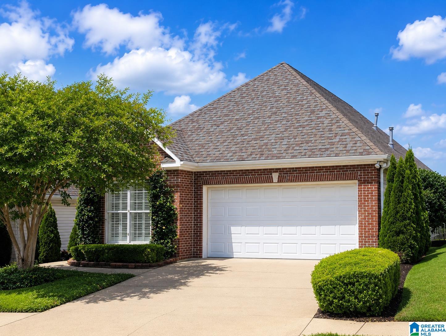 1st image of 220 High Ridge Dr, Pelham, AL 35124 | MLS# 21463536