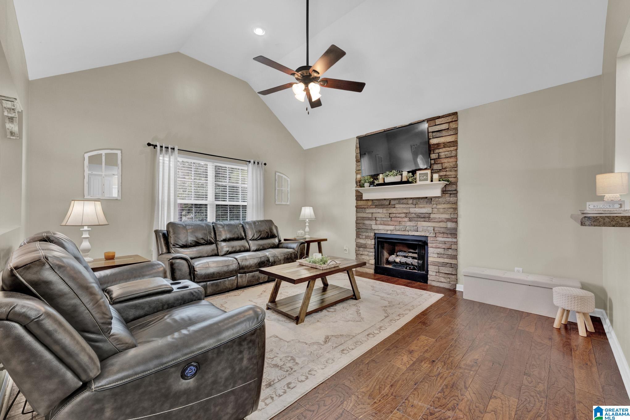 2nd image of 2217 Oscar Bradford Road, Hayden, AL 35079 | MLS# 21463545