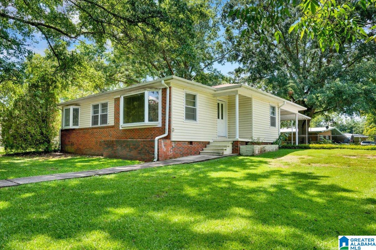 2nd image of 1218 Colonial Avenue, Gardendale, AL 35071 | MLS# 21463547