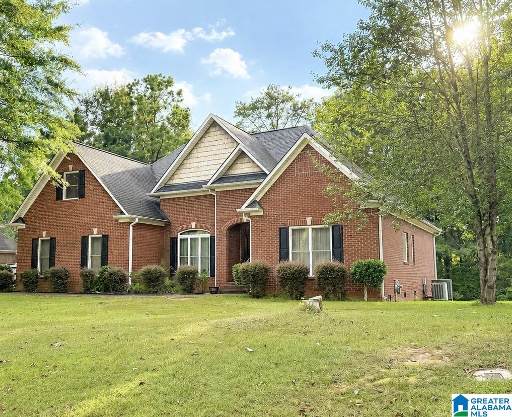 2nd image of 195 Nottingham Dr, Pell City, AL 35128 | MLS# 21463575