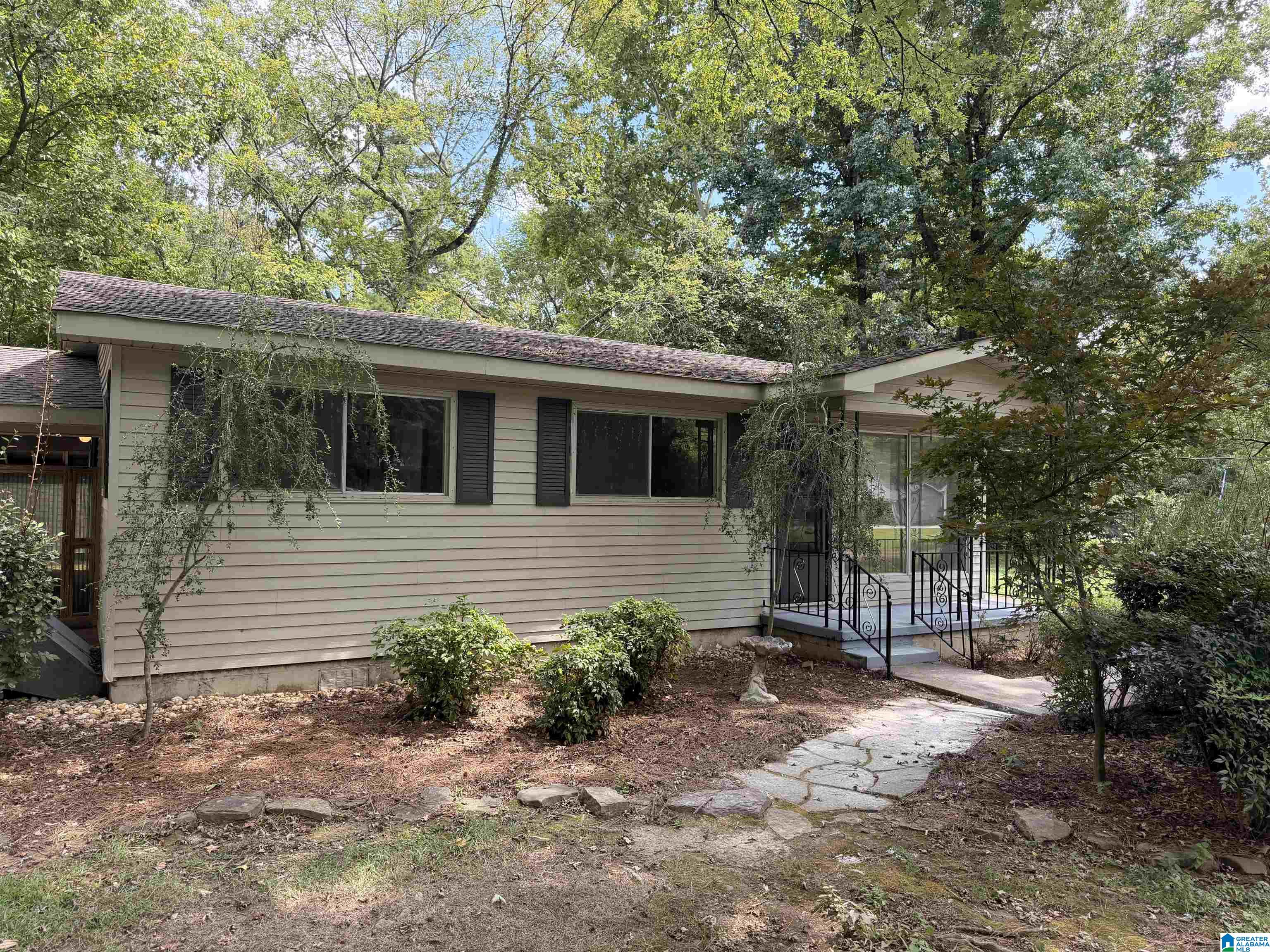 1st image of 832 Chalkville School Road, Birmingham, AL 35215 | MLS# 21463582