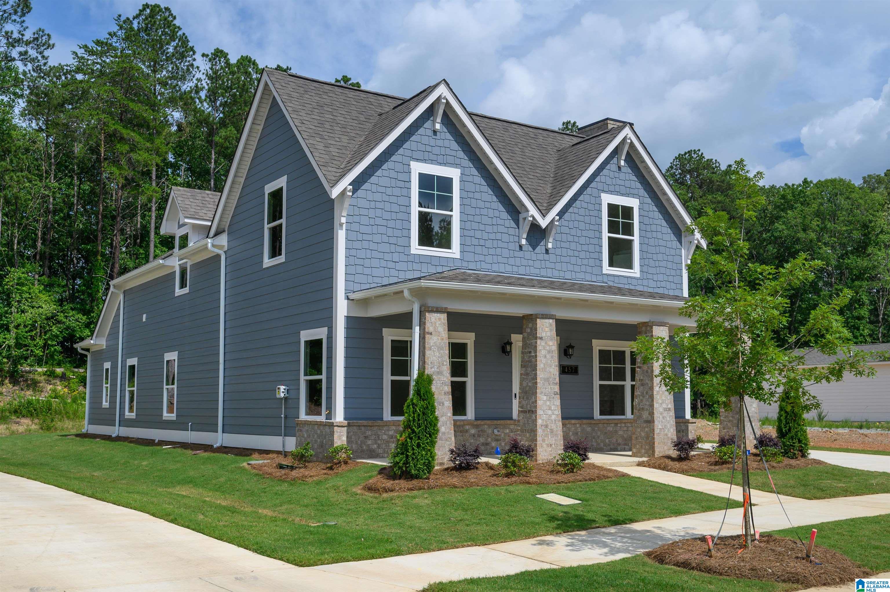 3rd image of 208 Ridge Boulevard, Alabaster, AL 35007 | MLS# 21463583
