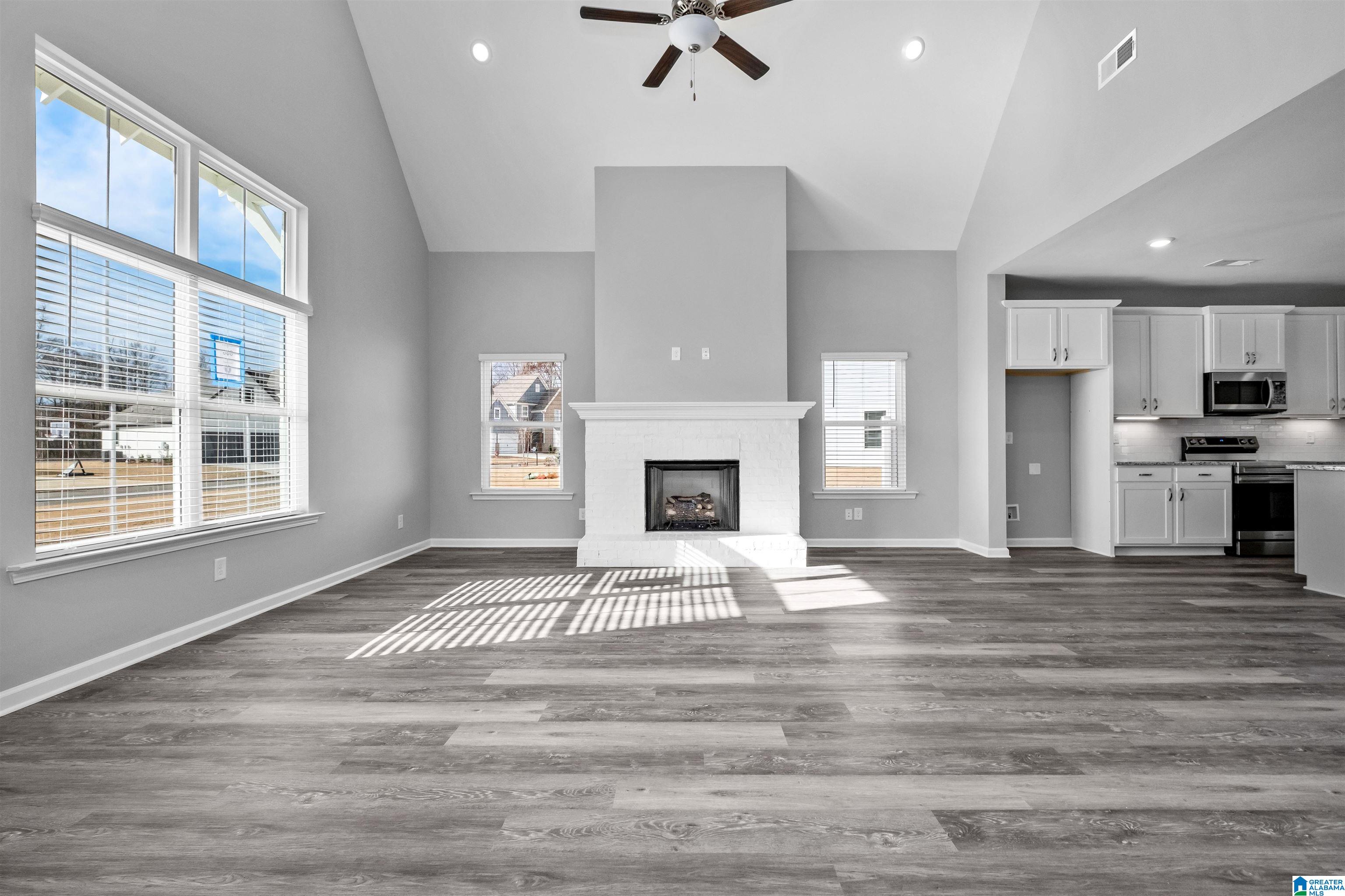 4th image of 121 Ridge Boulevard, Alabaster, AL 35007 | MLS# 21463586
