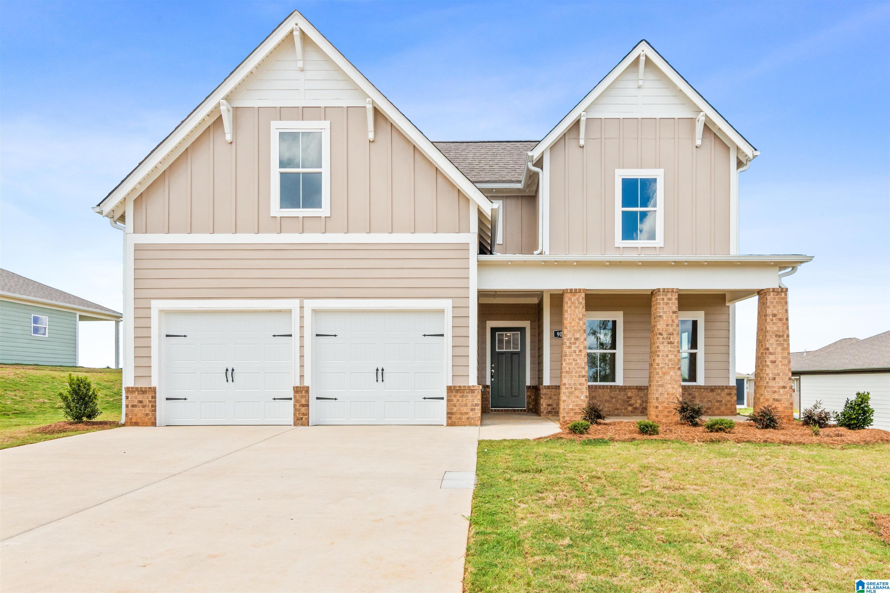 Photo 1 of Single family home for sale at 216 Ridge Boulevard, Alabaster, AL 35007 | MLS# 21463589 | Listing updated on 2026-08-31