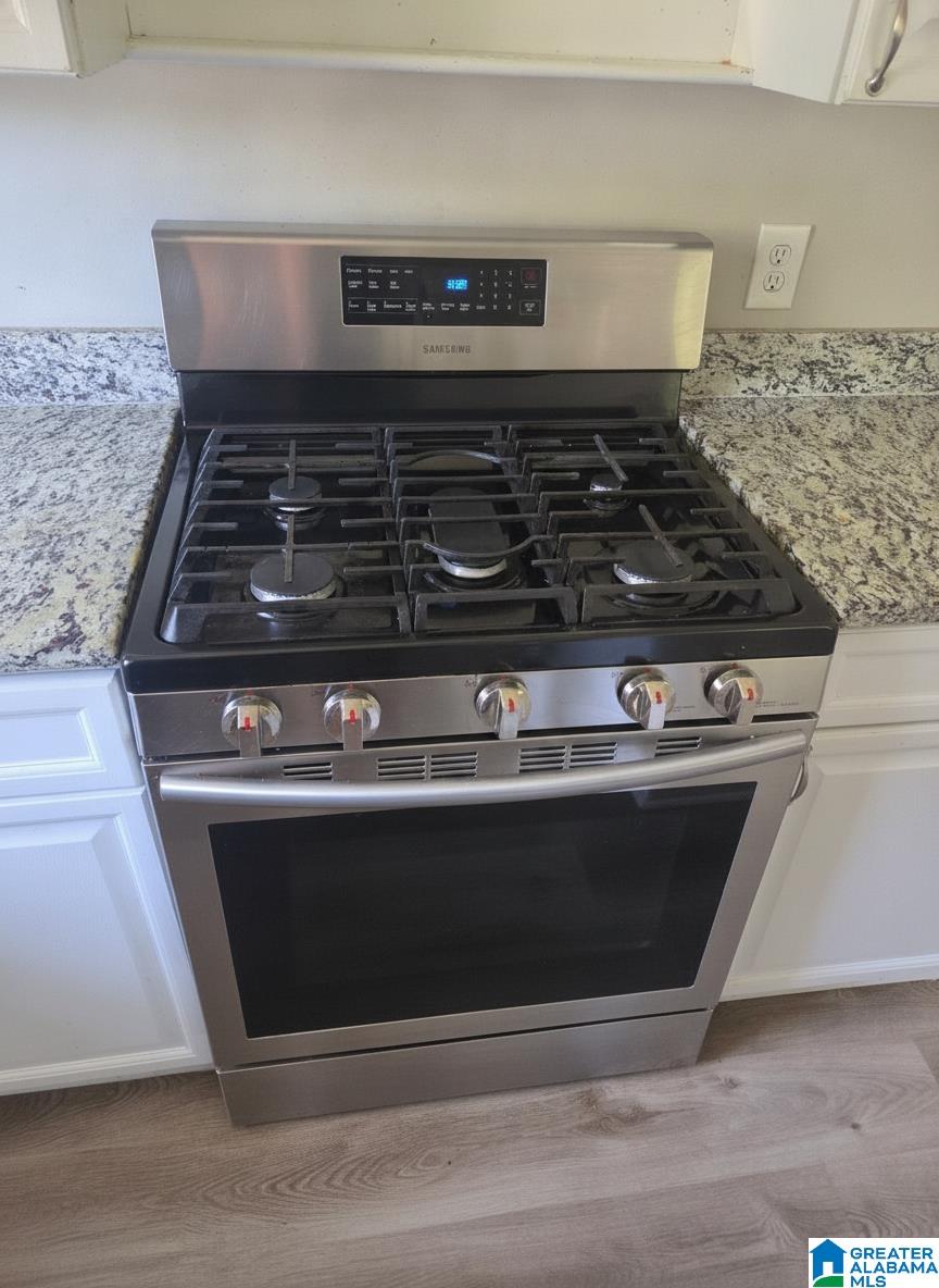 Photo 3 of Single family home for sale at 1805 Pebble Lake Dr, Birmingham, AL 35235 | MLS# 21463606 | Listing updated on 2026-08-31