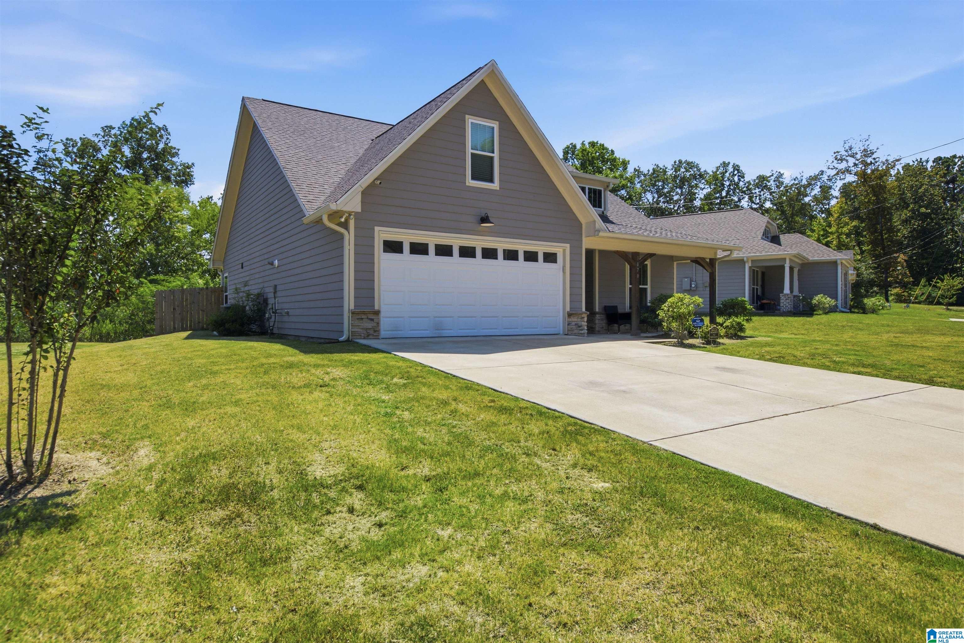 Photo 2 of Single family home for sale at 3870 Barton Ln, Bessemer, AL 35022 | MLS# 21463628 | Listing updated on 2026-09-14