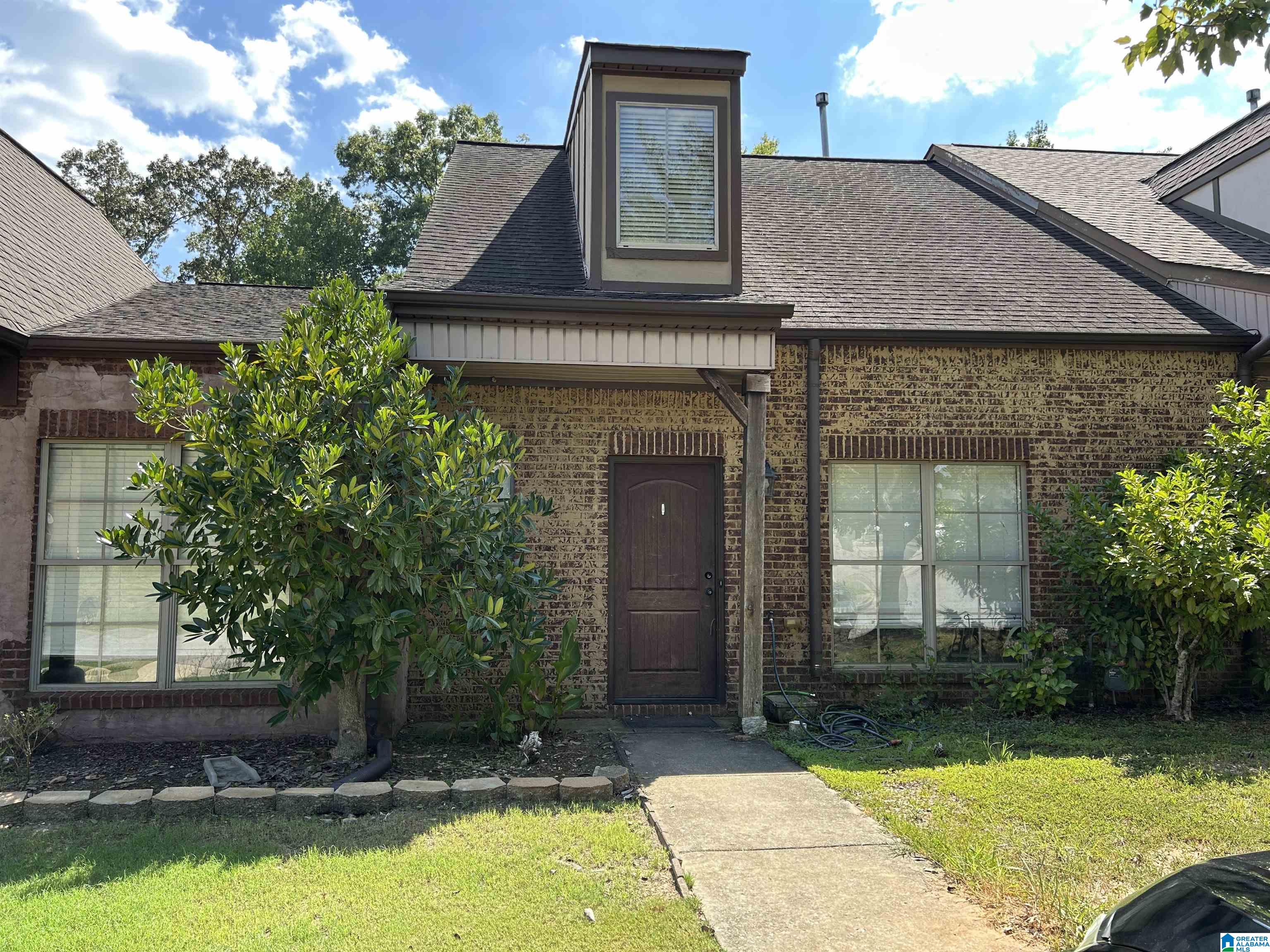 Photo 1 of Townhouse for sale at 180 Polo Downs, Chelsea, AL 35043 | MLS# 21463647 | Listing updated on 2026-09-01