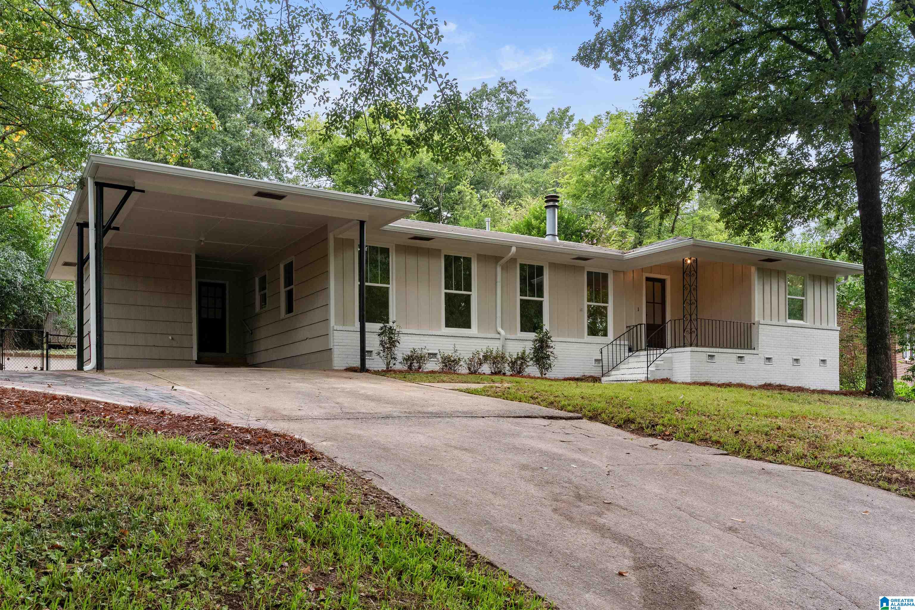 Photo 2 of Sale Pending at 1308 Chester St, Hoover, AL 35226 | MLS# 21463680 | Listing updated on 2026-09-17