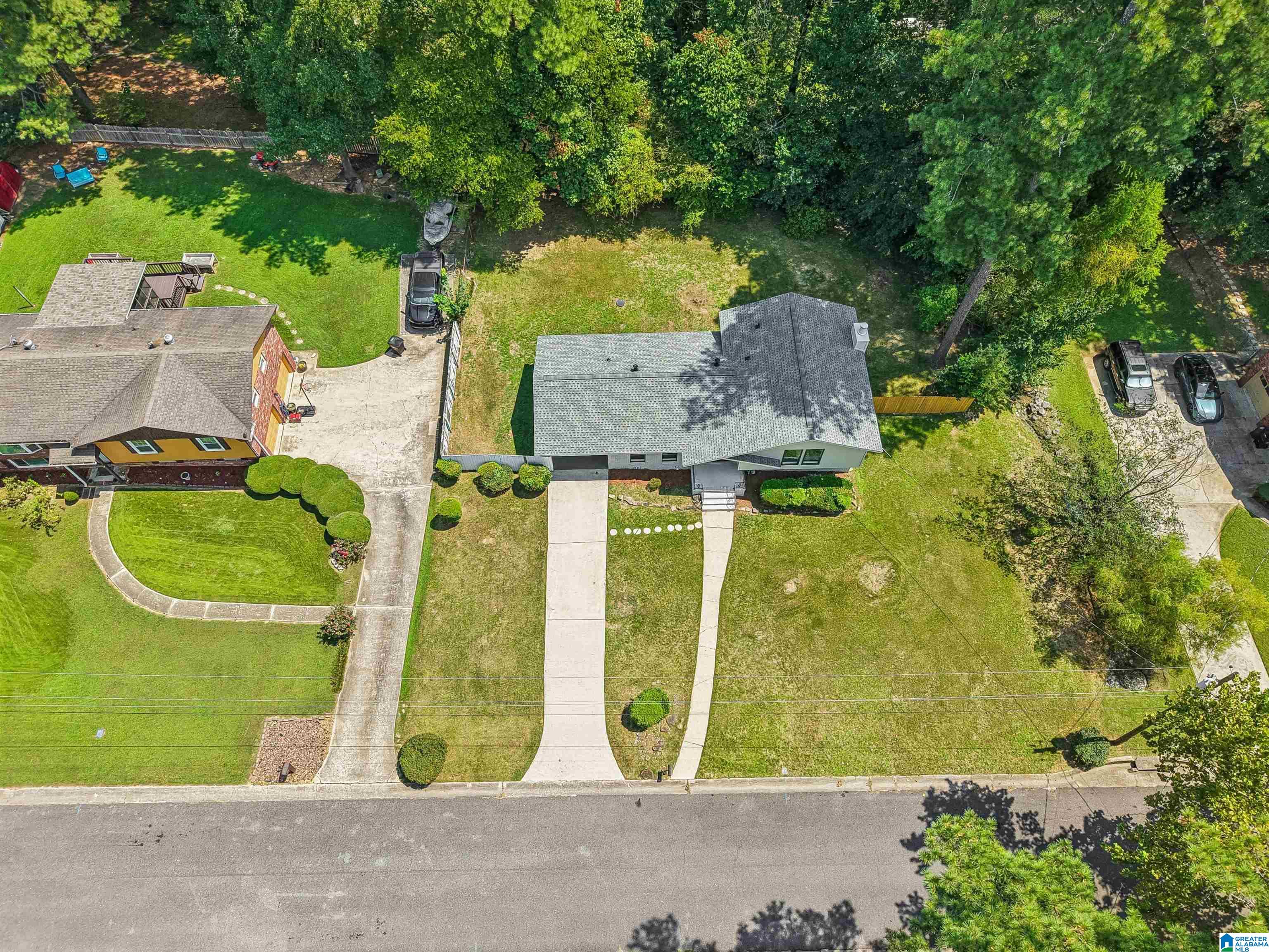 Photo 3 of Single family home for sale at 2521 Arcadia Pl, Birmingham, AL 35214 | MLS# 21463700 | Listing updated on 2026-09-14