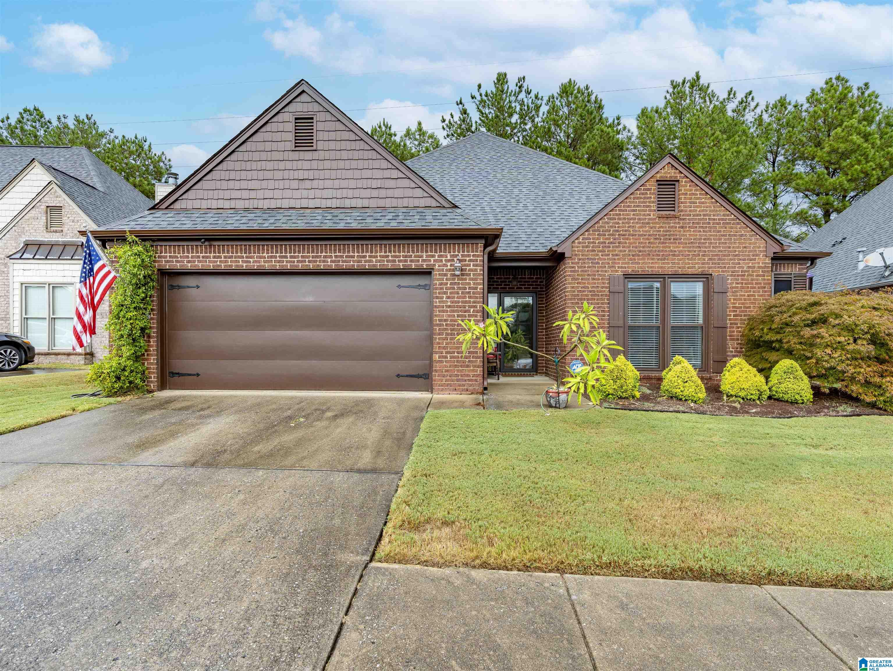 Photo 2 of Single family home for sale at 6256 Bent Brk Dr, Bessemer, AL 35022 | MLS# 21463735 | Listing updated on 2026-09-14