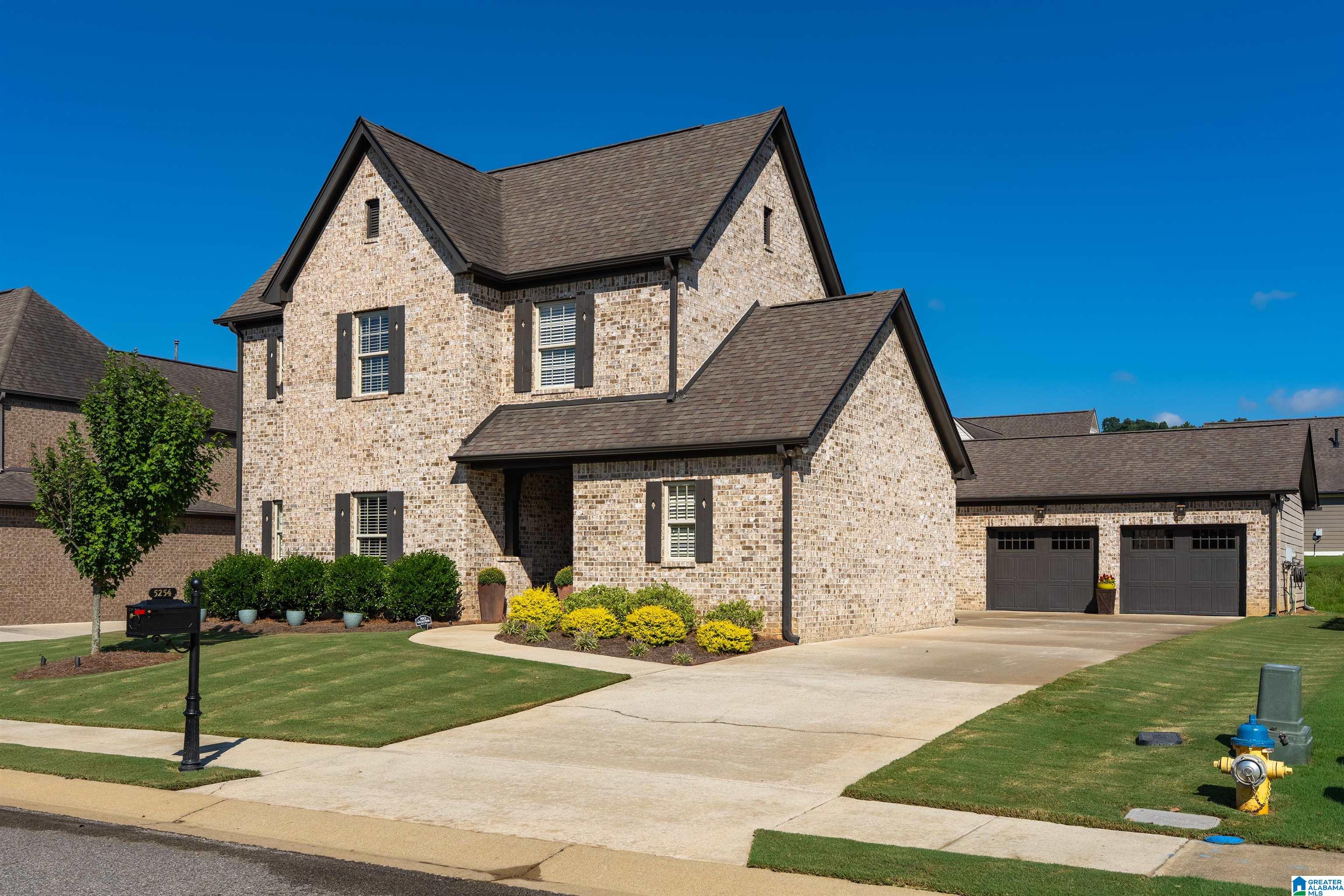 Photo 2 of Sale Pending at 5254 Stockton Pass, Trussville, AL 35173 | MLS# 21463742 | Listing updated on 2026-09-17