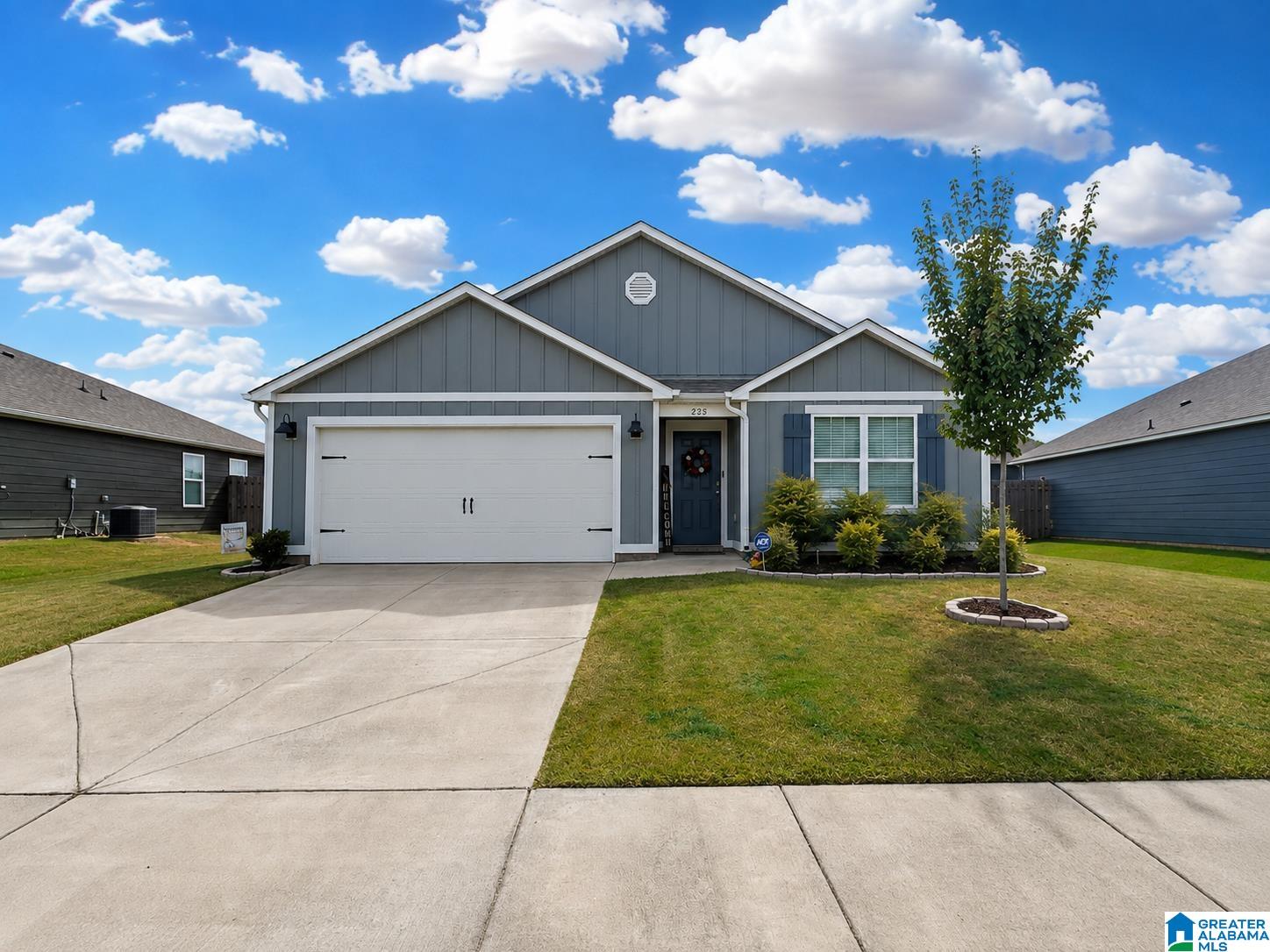 Photo 1 of Single family home for sale at 225 Koslin Loop, Calera, AL 35040 | MLS# 21463744 | Listing updated on 2026-09-05