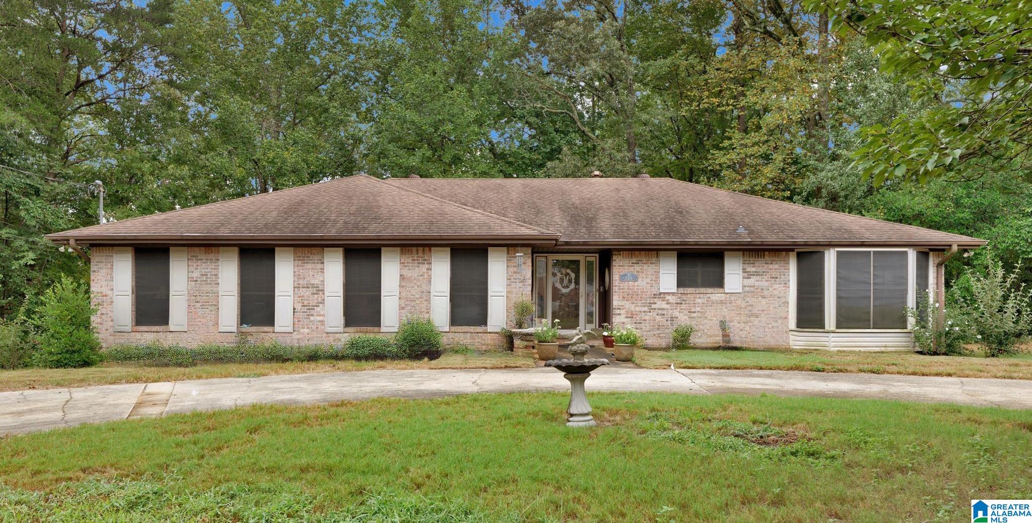 Photo 1 of Single family home for sale at 324 Thompson Dr, Gardendale, AL 35071 | MLS# 21463750 | Listing updated on 2026-09-02