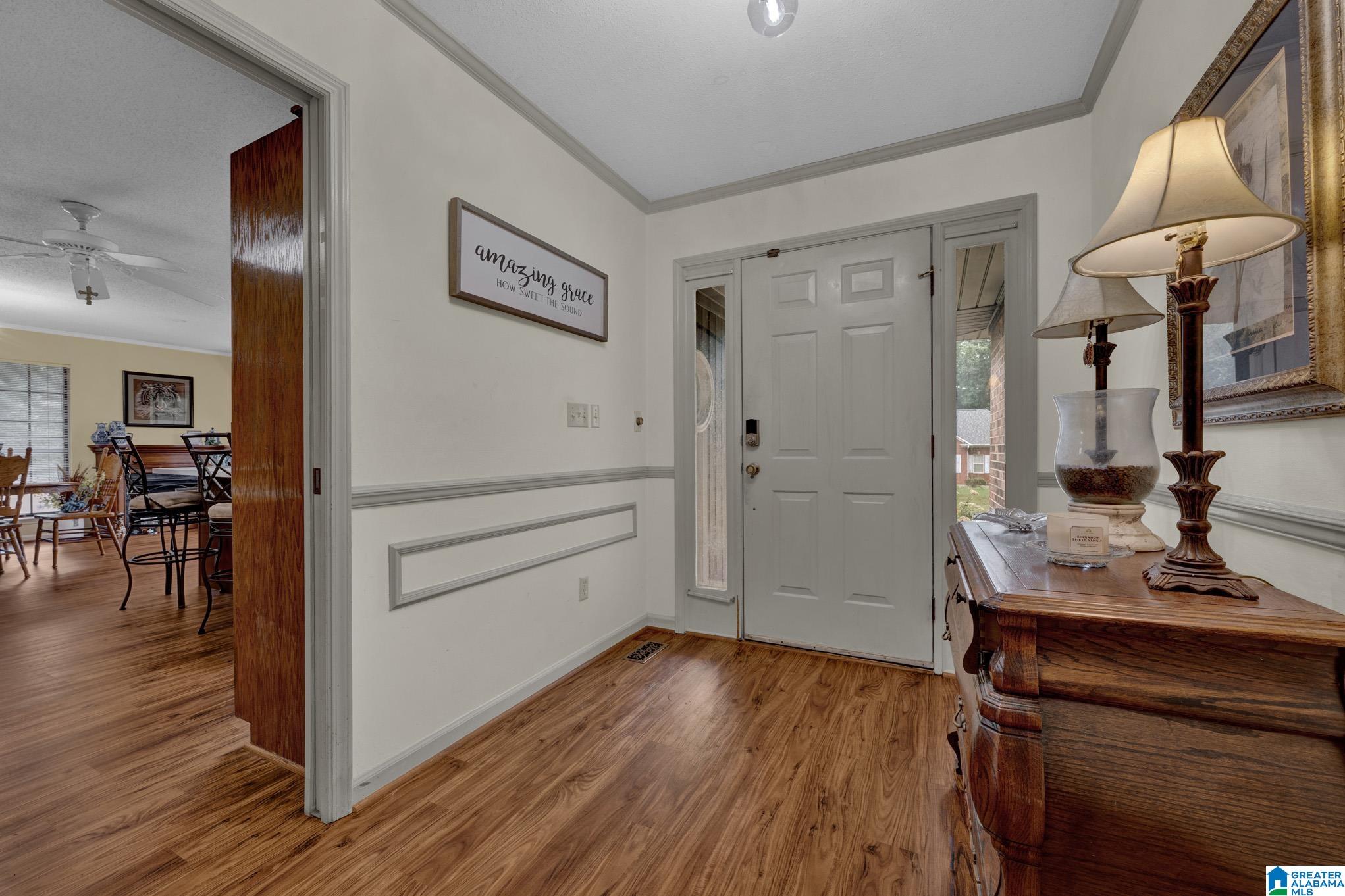 Photo 2 of Single family home for sale at 324 Thompson Dr, Gardendale, AL 35071 | MLS# 21463750 | Listing updated on 2026-09-02