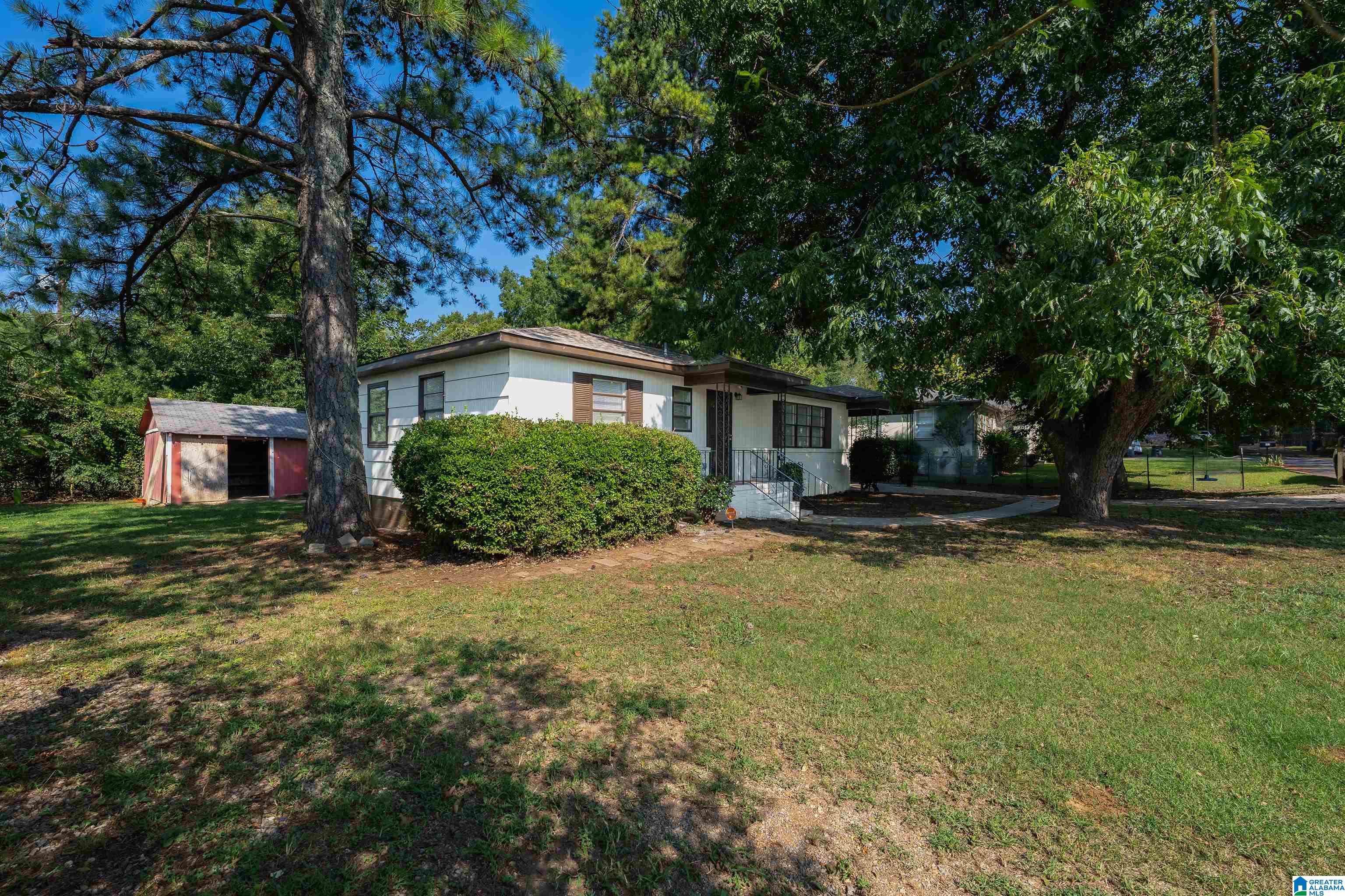 Photo 3 of Sale Pending at 473 Gene Reed Rd, Birmingham, AL 35215 | MLS# 21463756 | Listing updated on 2026-09-12
