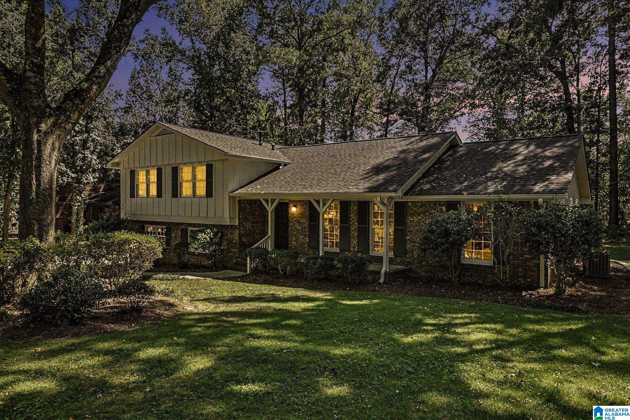 Photo 26 of Sale Pending at 4104 Redwing Dr, Birmingham, AL 35243 | MLS# 21463759 | Listing updated on 2026-09-14